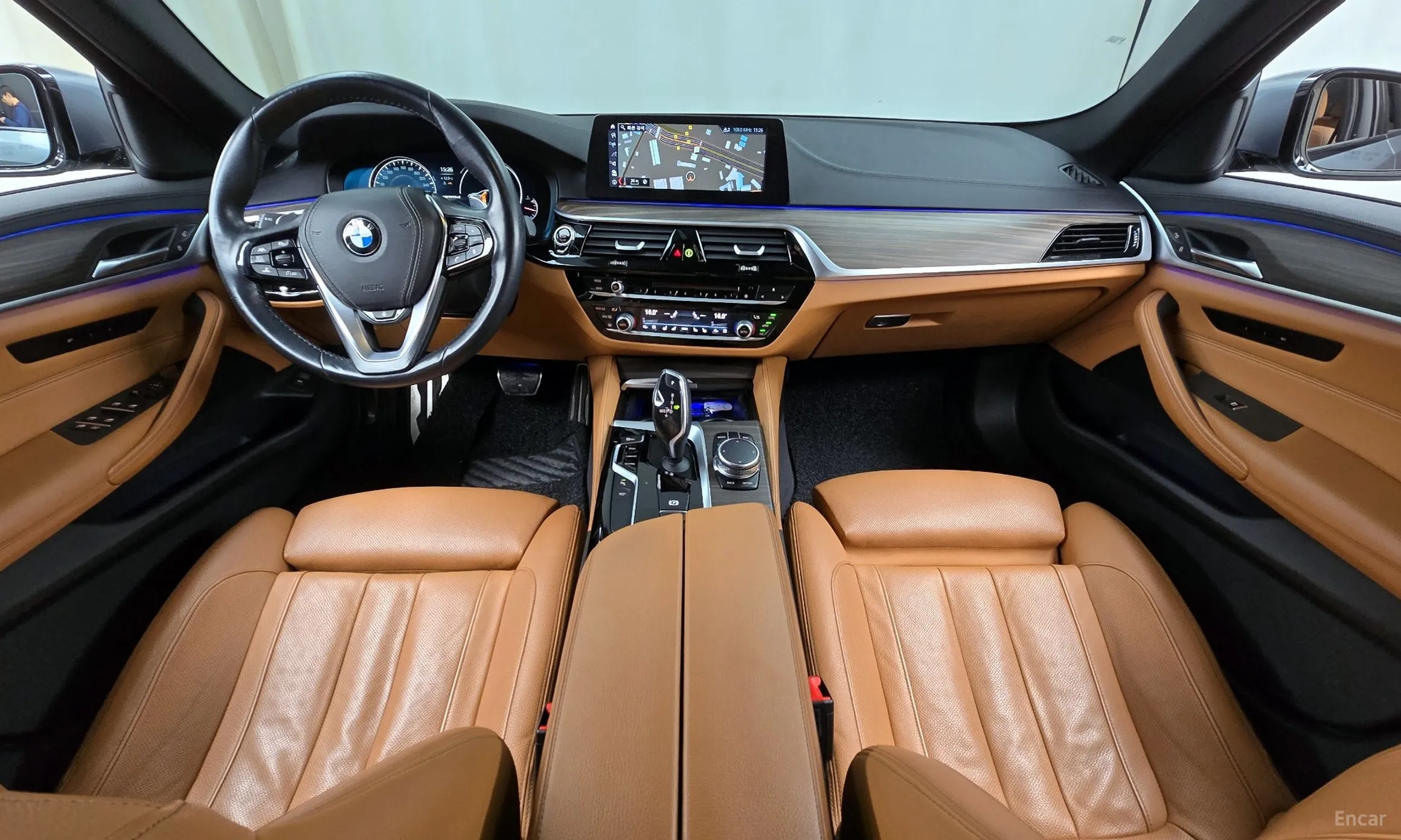 BMW 5 Series (G30) превью 4