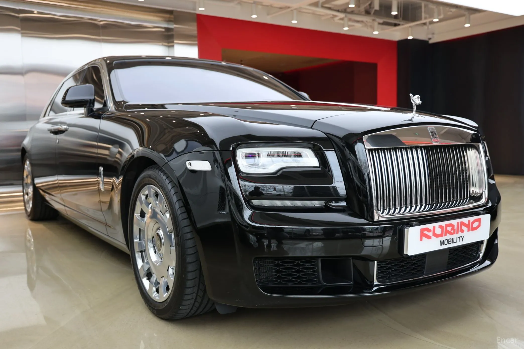 Rolls-Royce Ghost превью 20