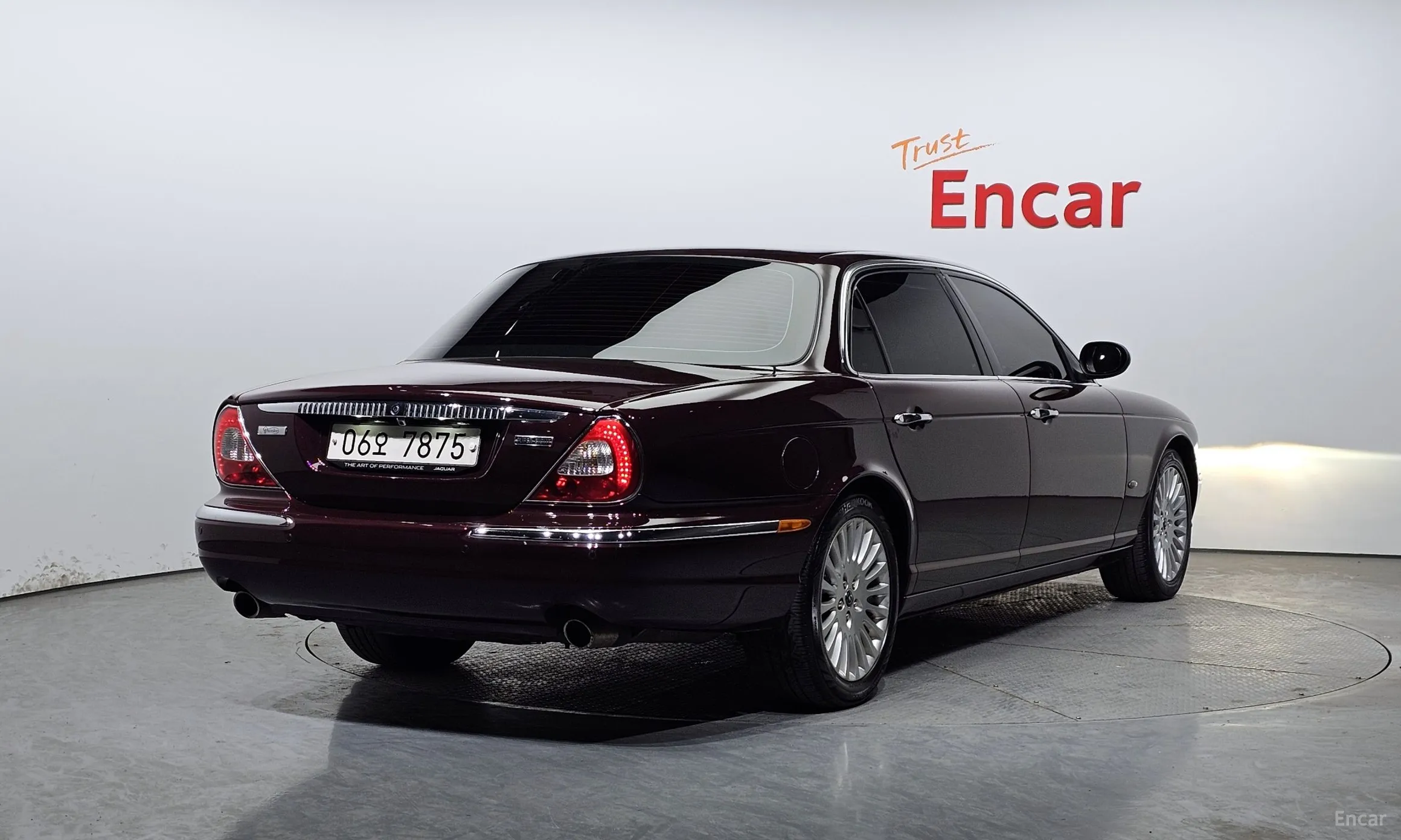 Jaguar New XJ