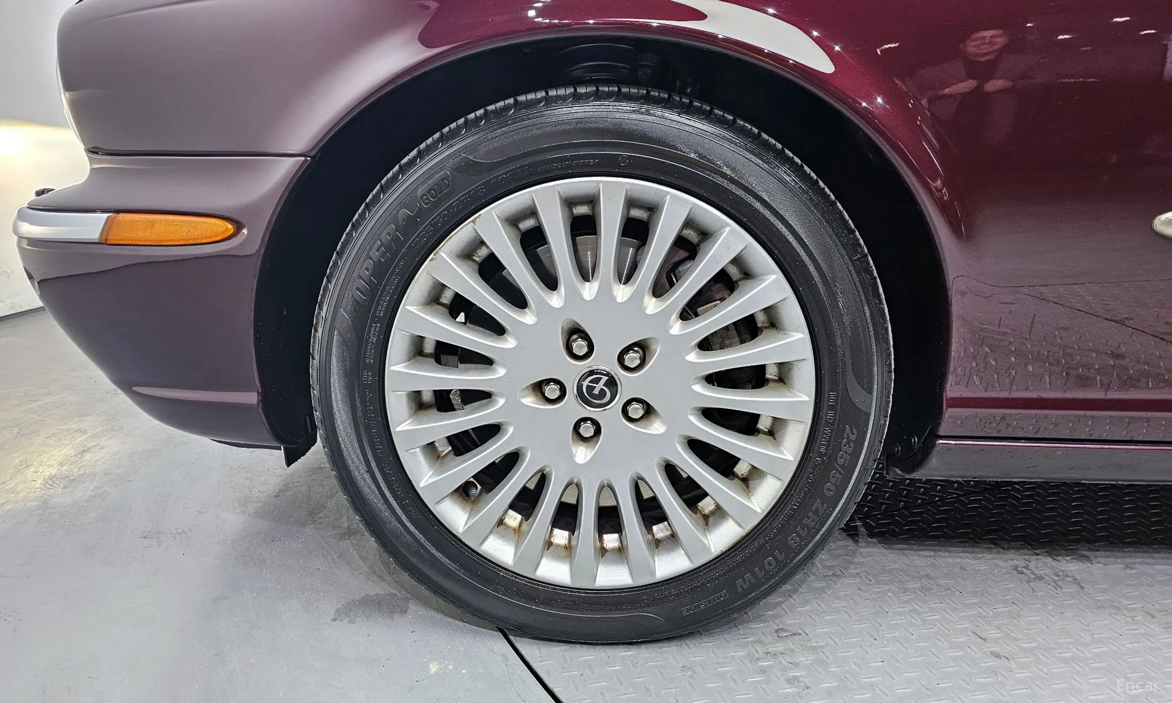 Jaguar New XJ превью 5