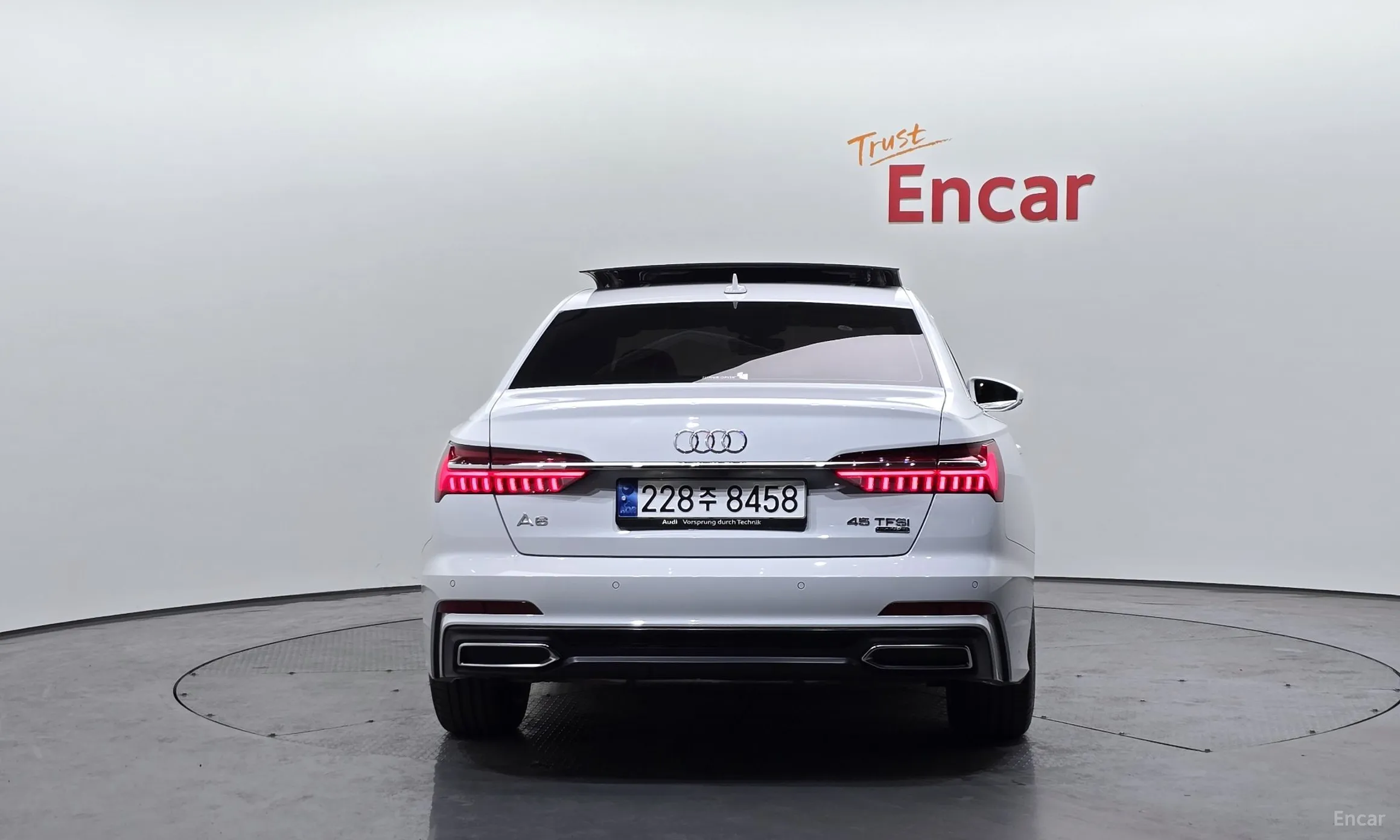 Audi A6 (C8) превью 3