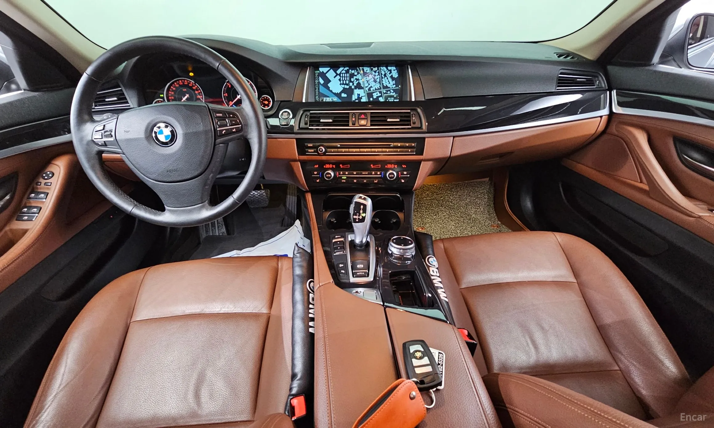 BMW 5 Series (F10) превью 4