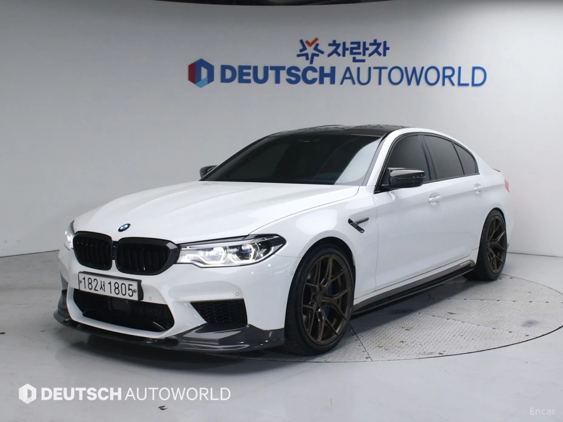 BMW M5 (F90)