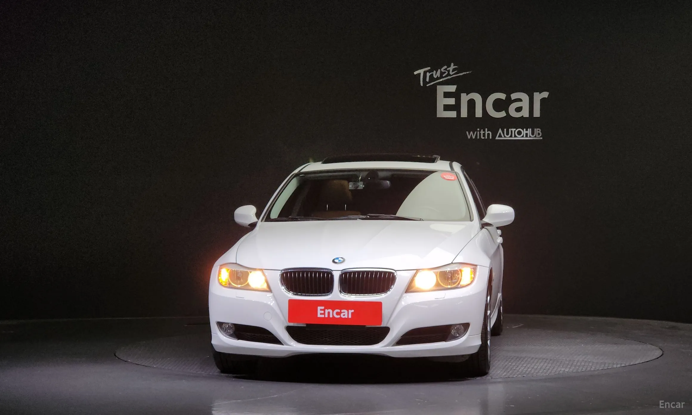 BMW 3 Series (E90) превью 2