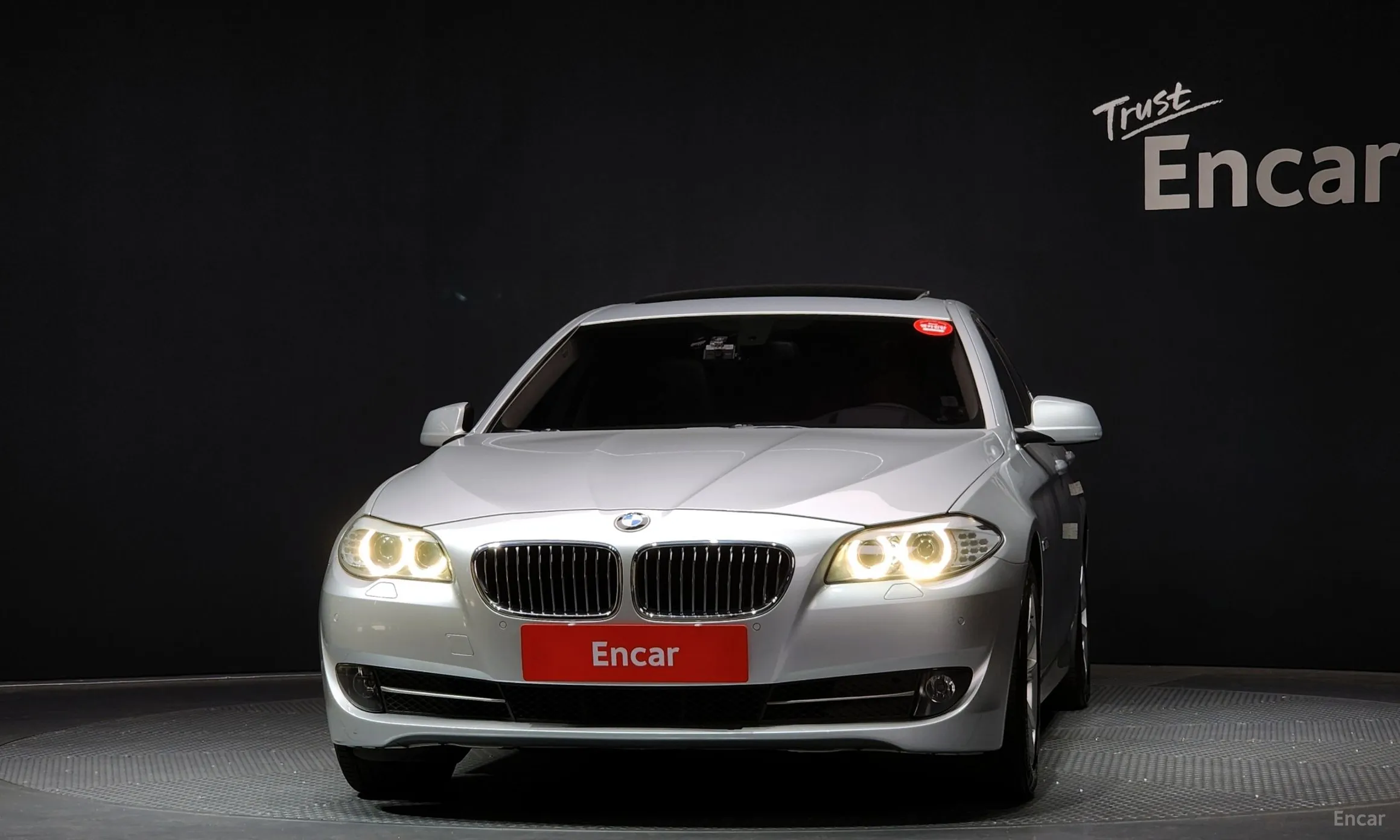 BMW 5 Series (F10) превью 2