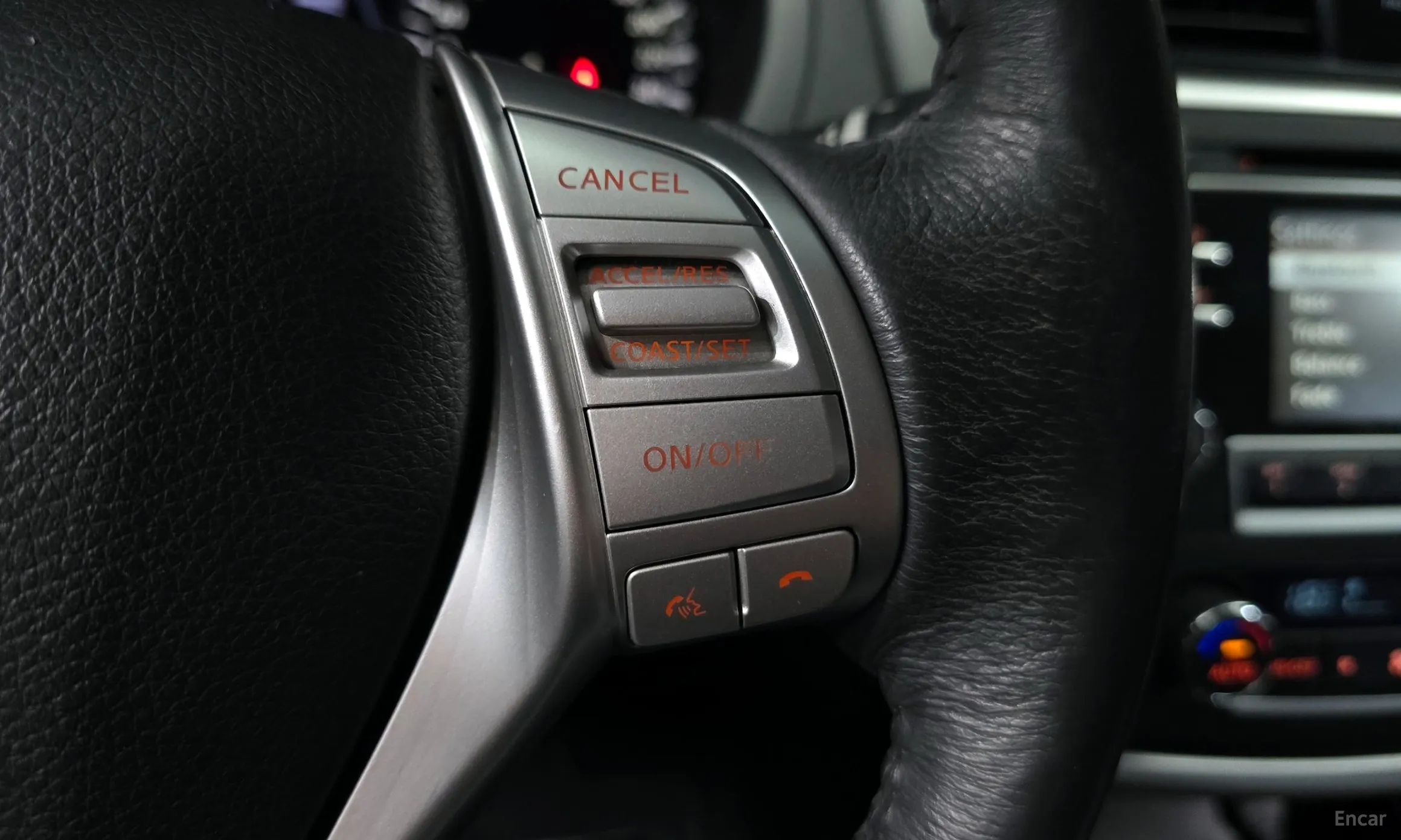 Nissan Altima превью 18