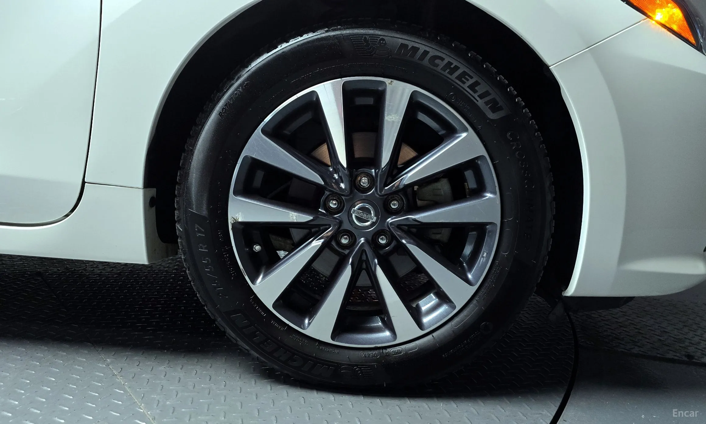 Nissan Altima превью 5