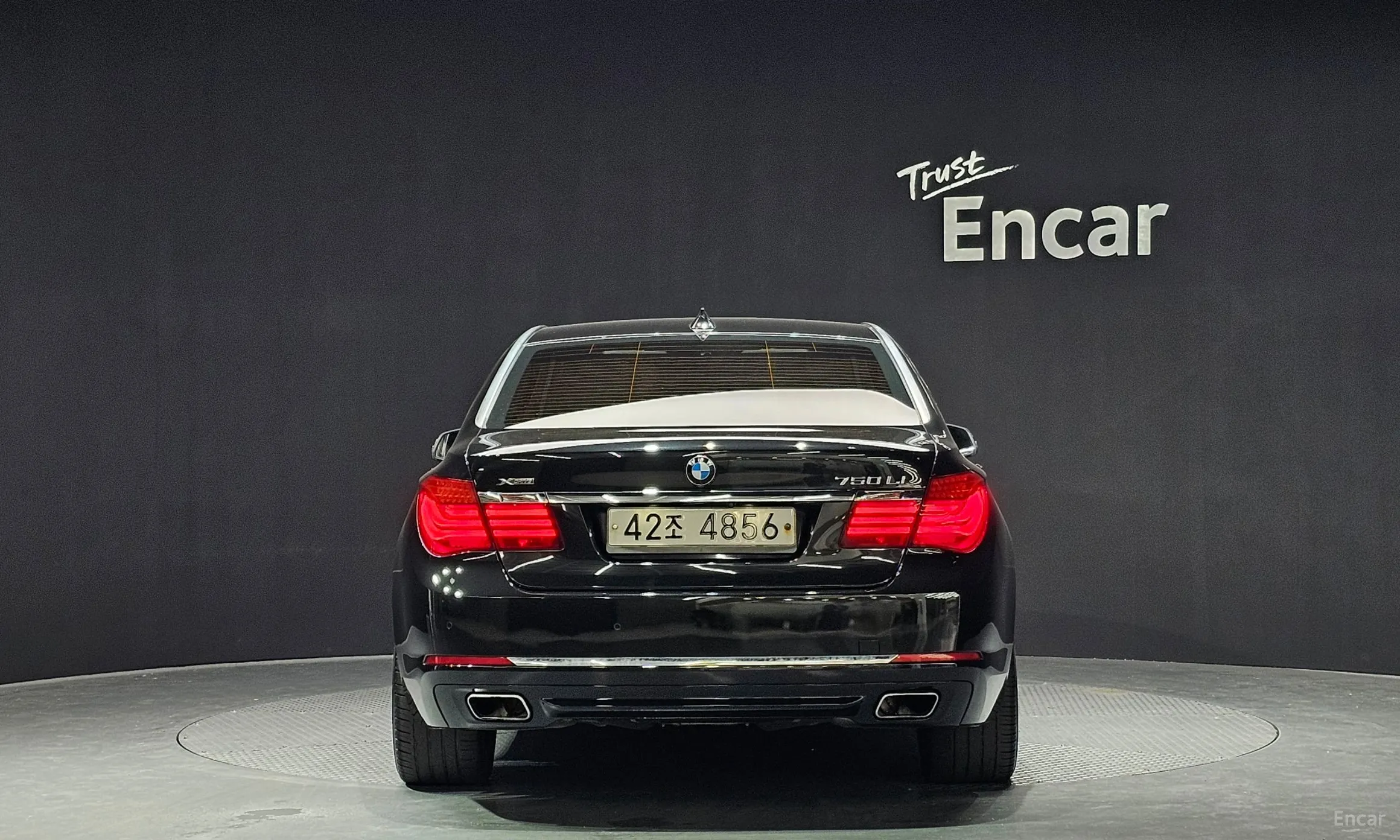BMW 7 Series (F01) превью 3
