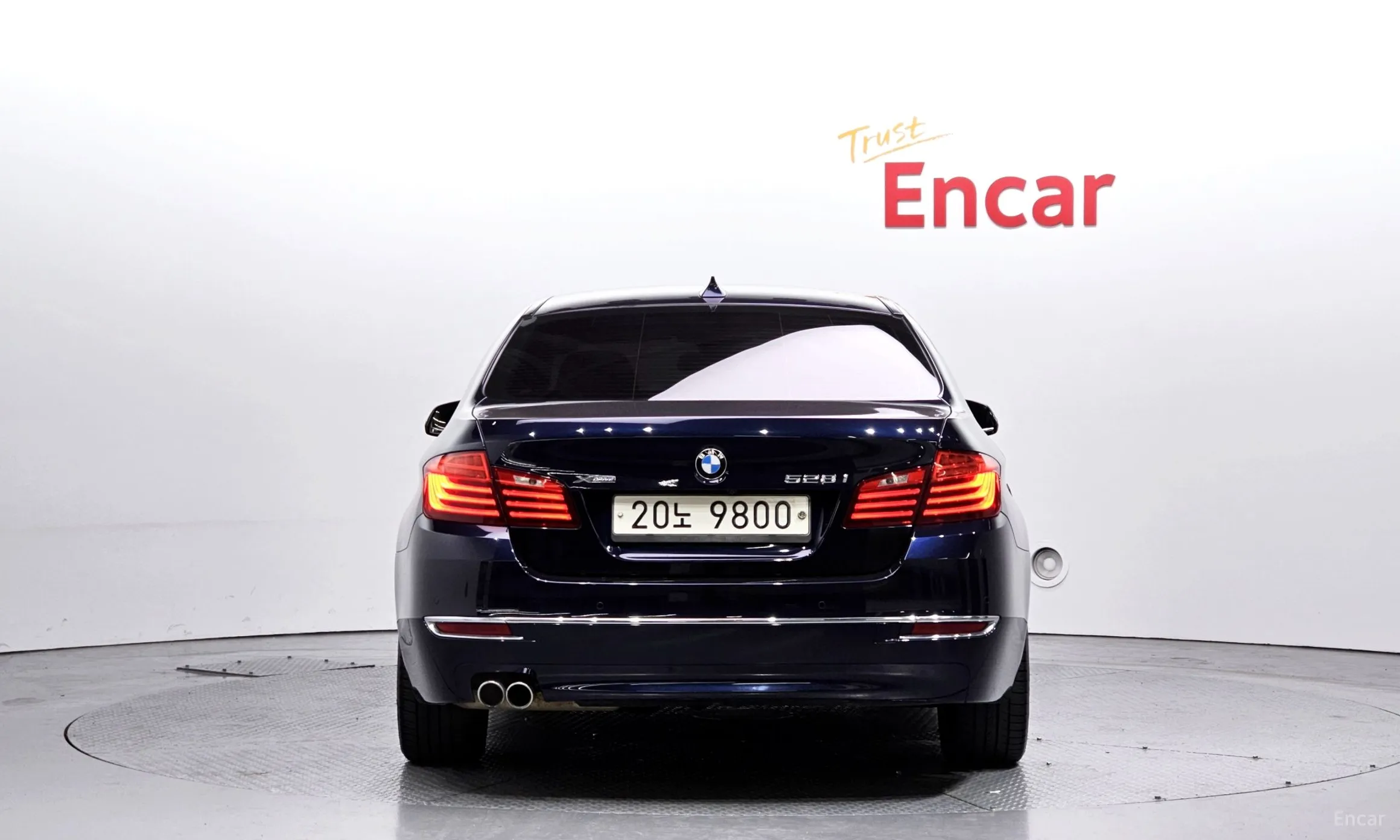 BMW 5 Series (F10) превью 3