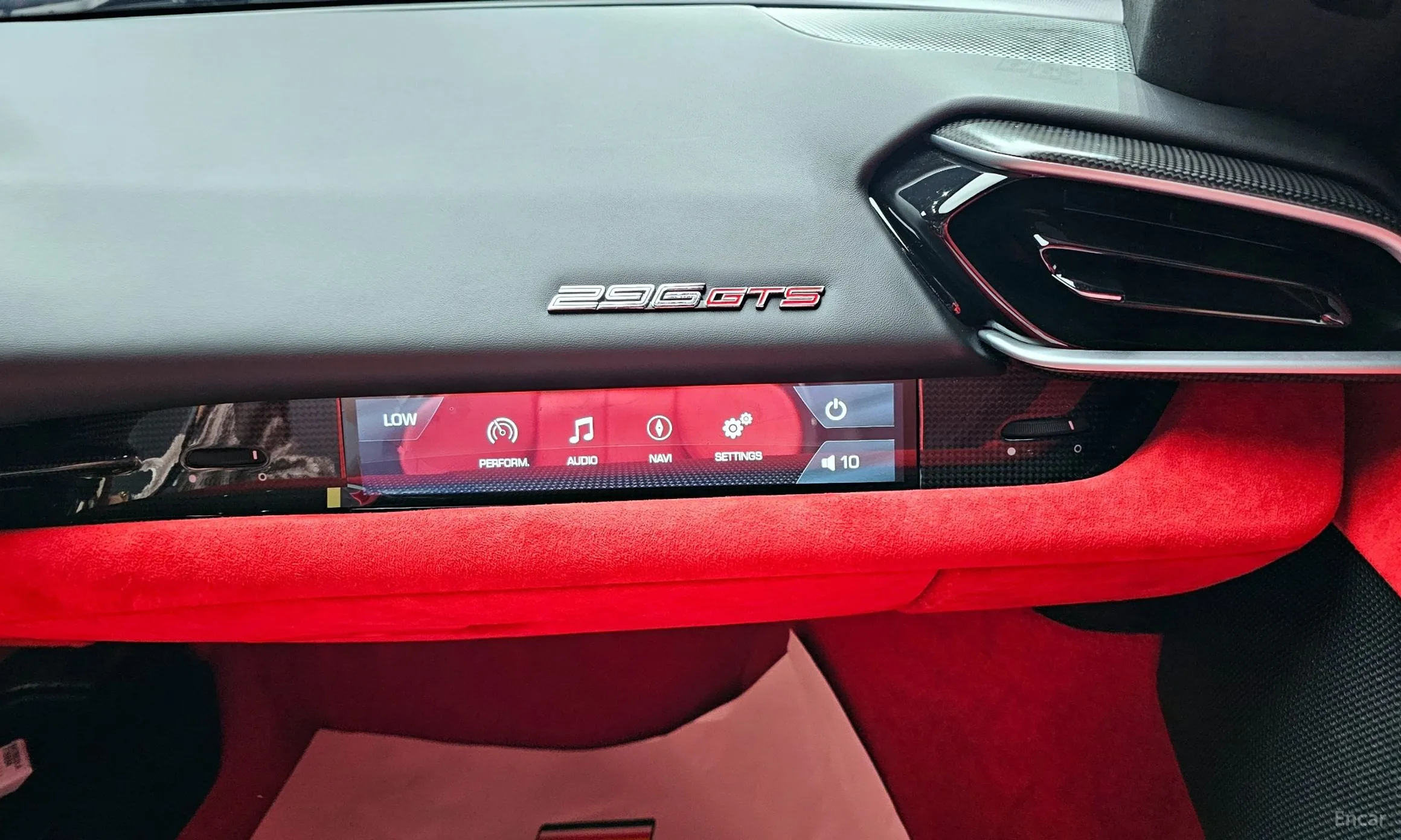 Ferrari 296 GTS превью 12