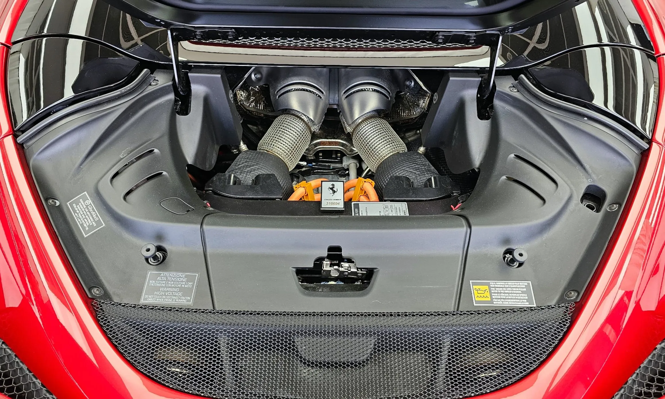 Ferrari 296 GTS превью 20