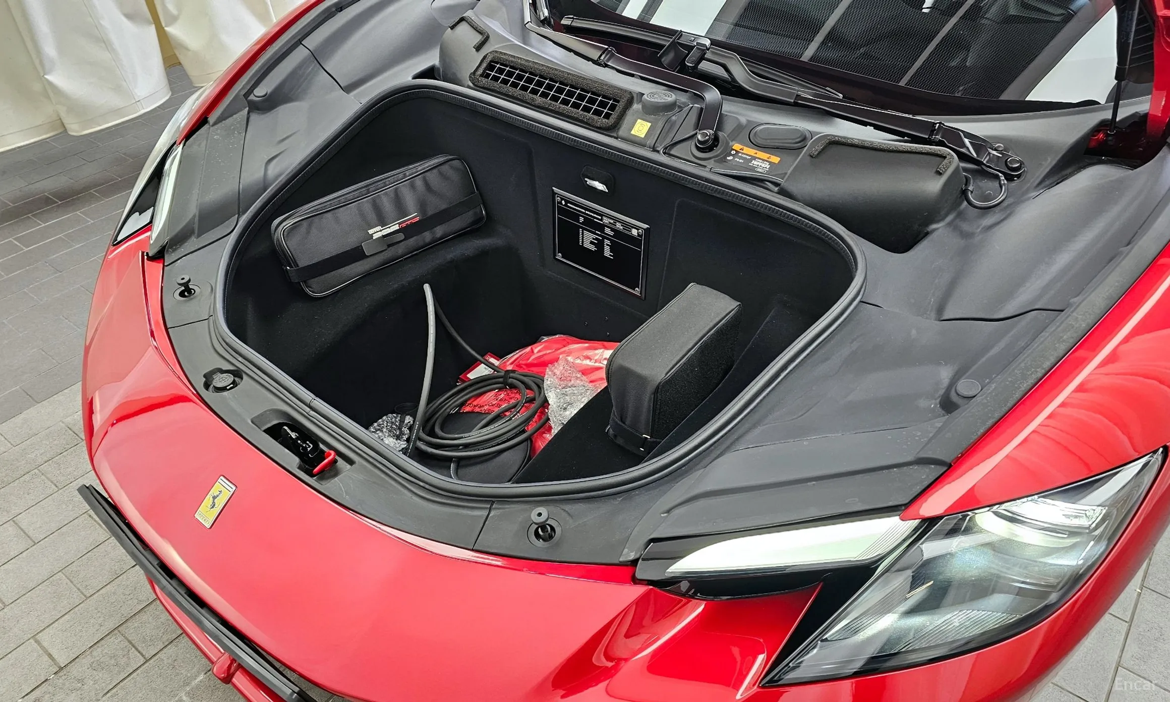 Ferrari 296 GTS превью 6