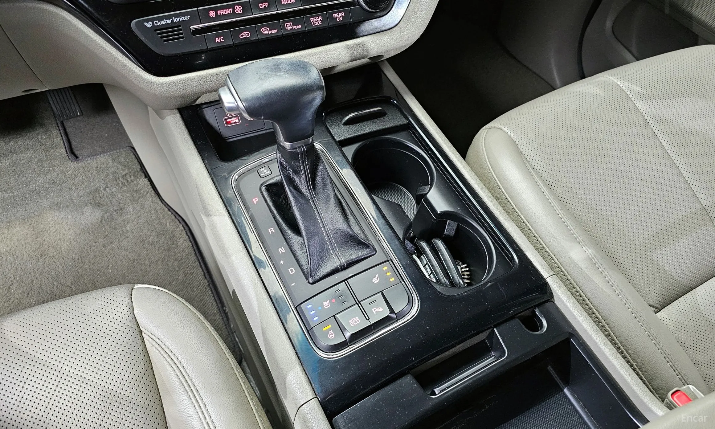 Kia Carnival превью 9