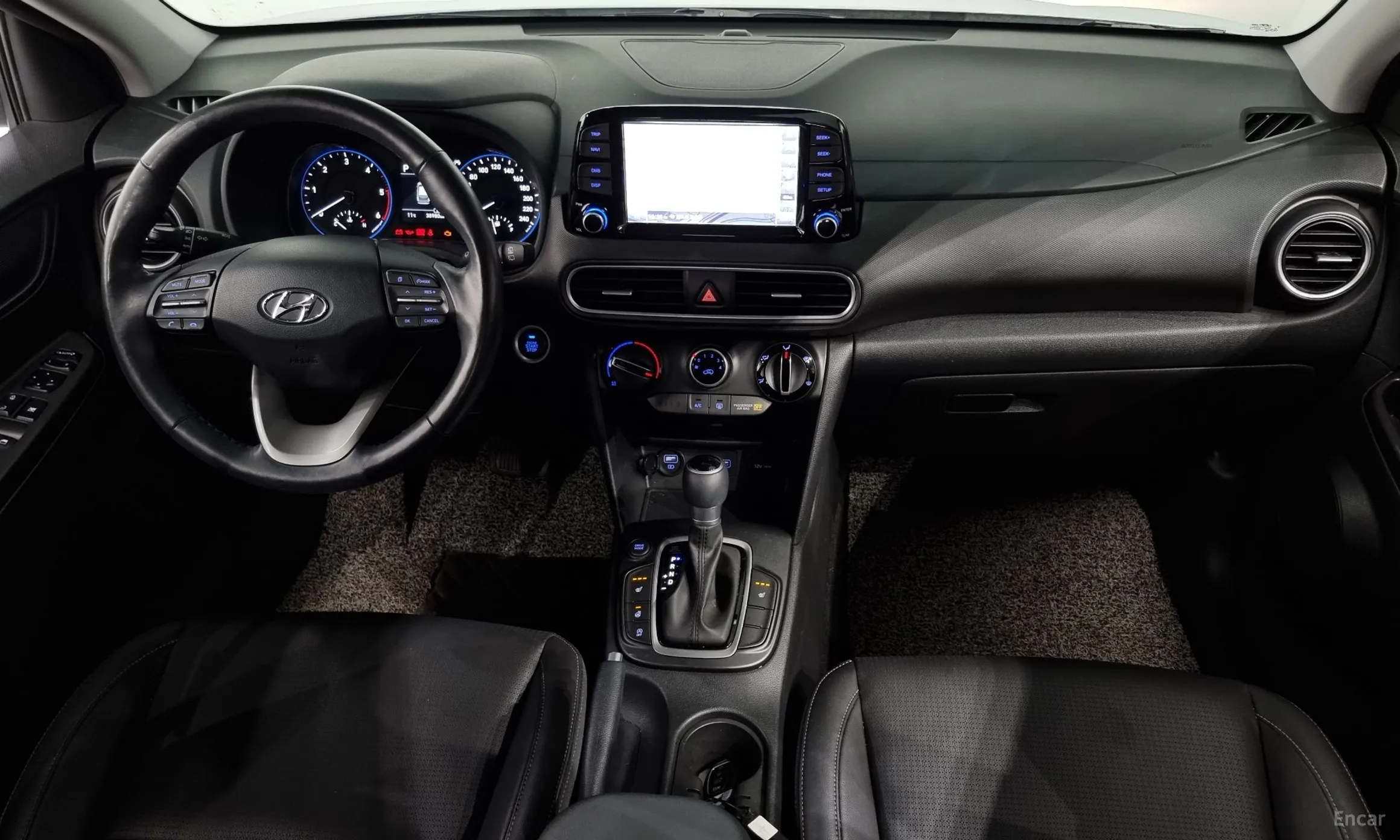 Hyundai Kona превью 4