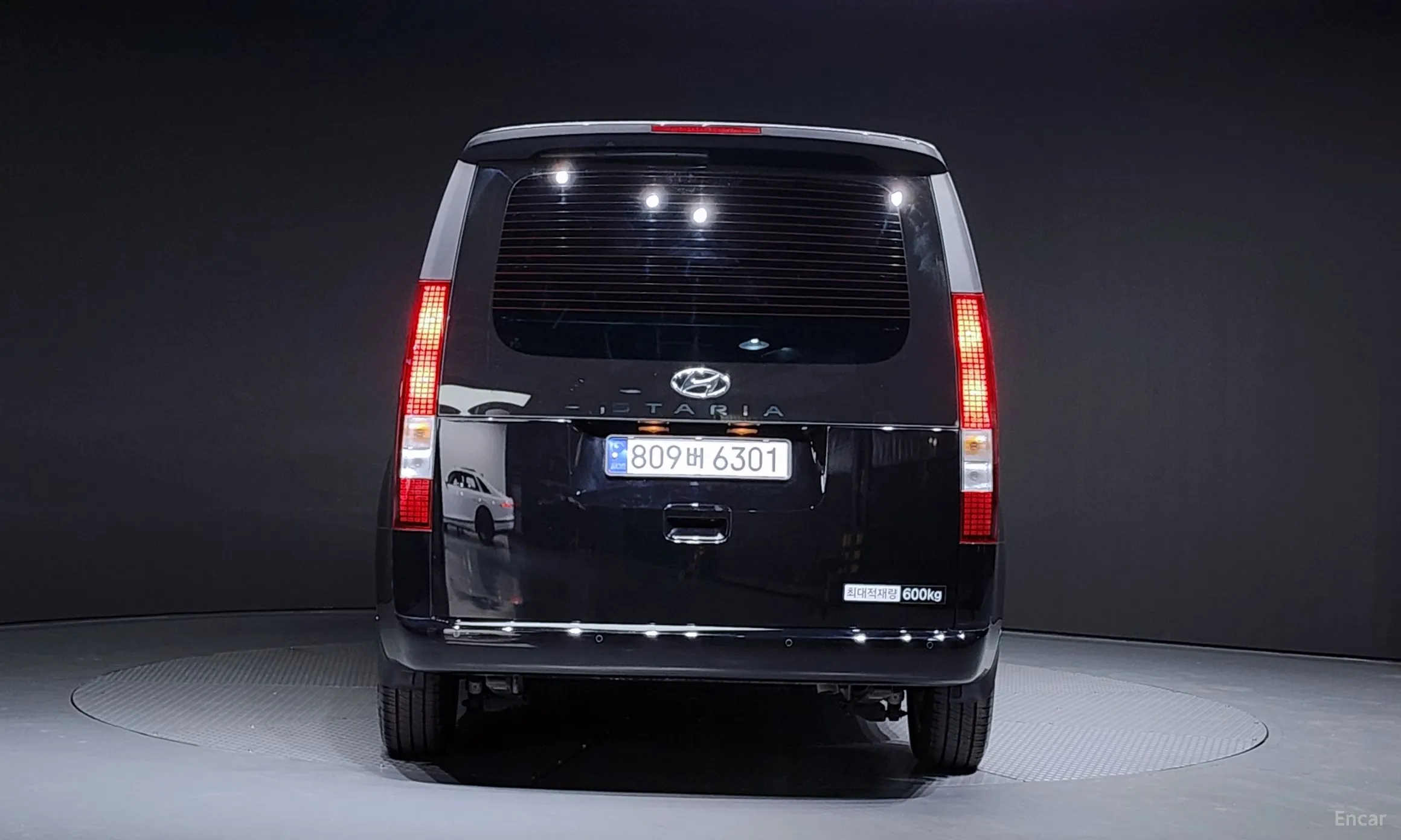 Hyundai Staria превью 3