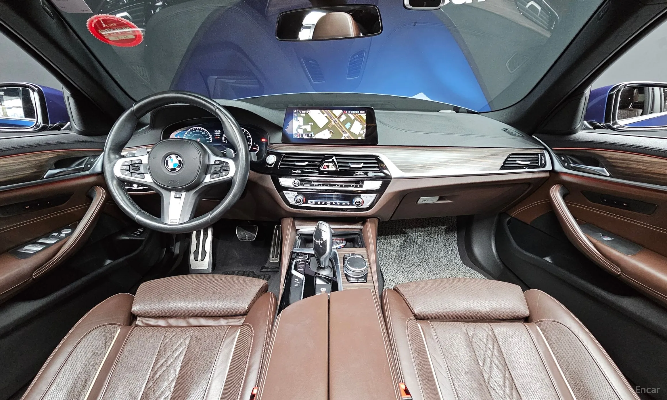 BMW 5 Series (G30) превью 4