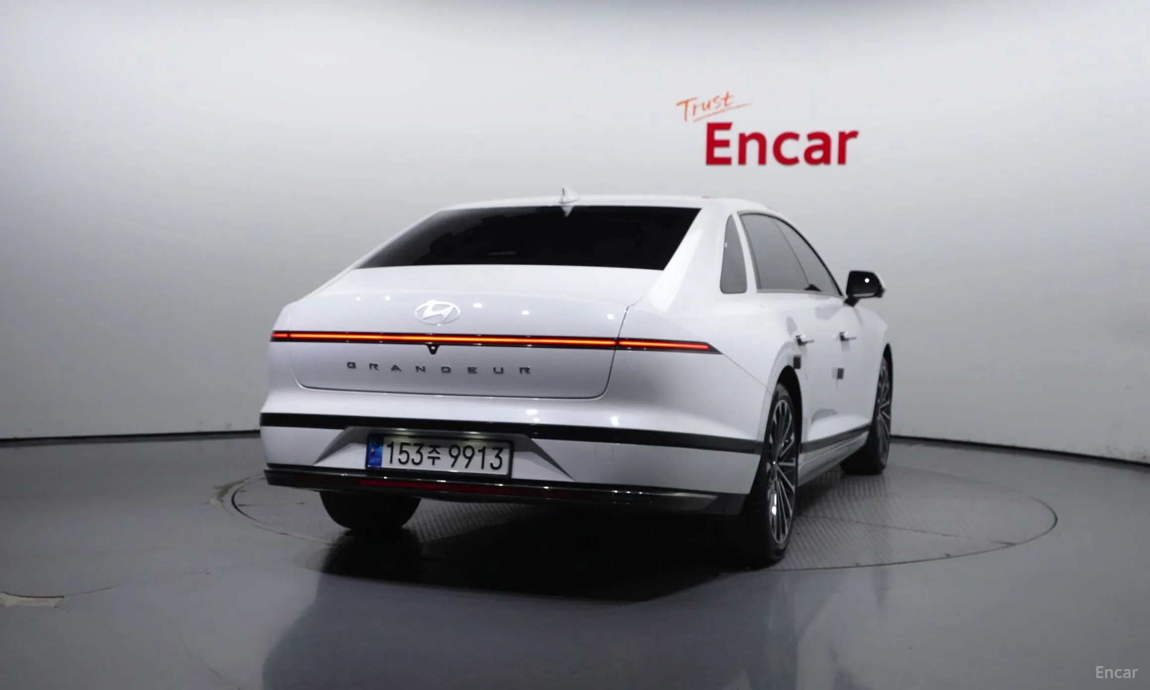 Hyundai Grandeur Hybrid (GN7) превью 3
