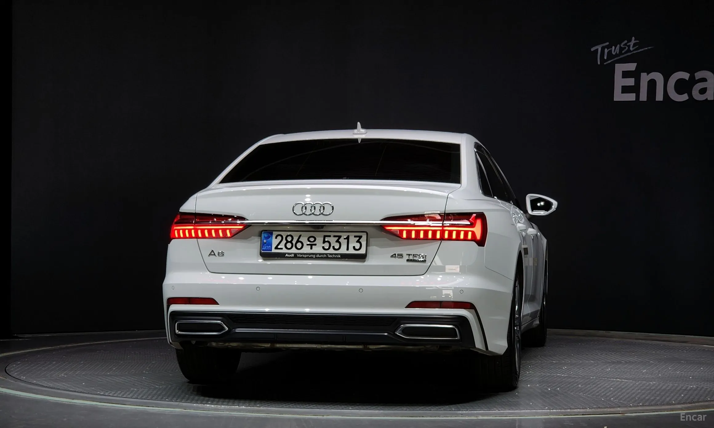 Audi A6 (C8) превью 3