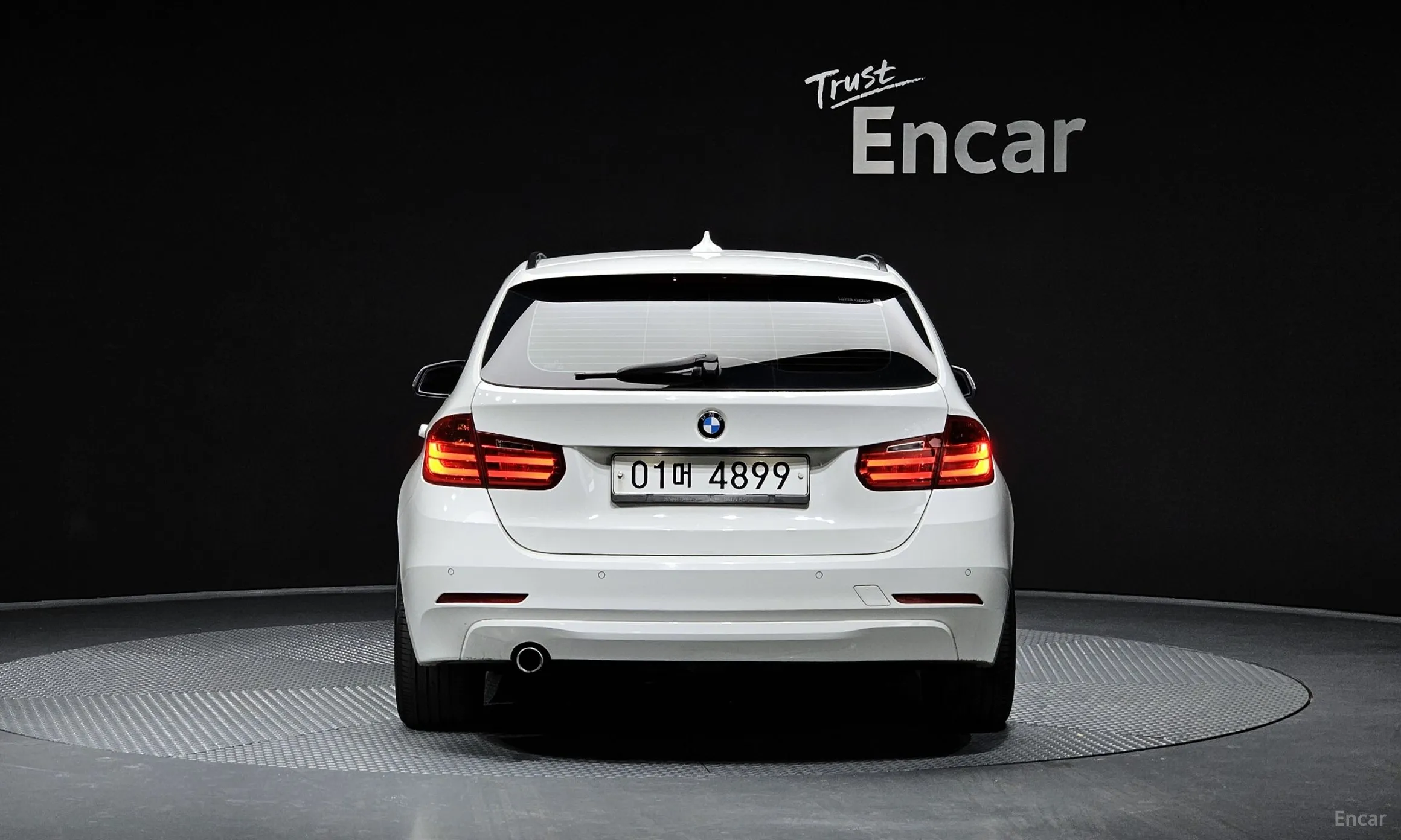 BMW 3 Series (F30) превью 3