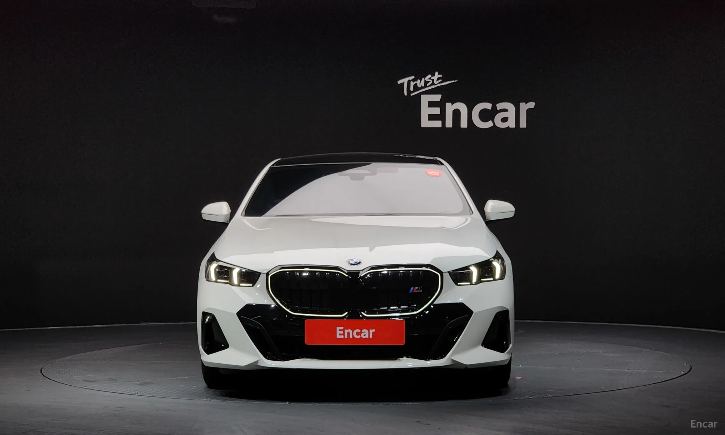 BMW 5 Series (G60)