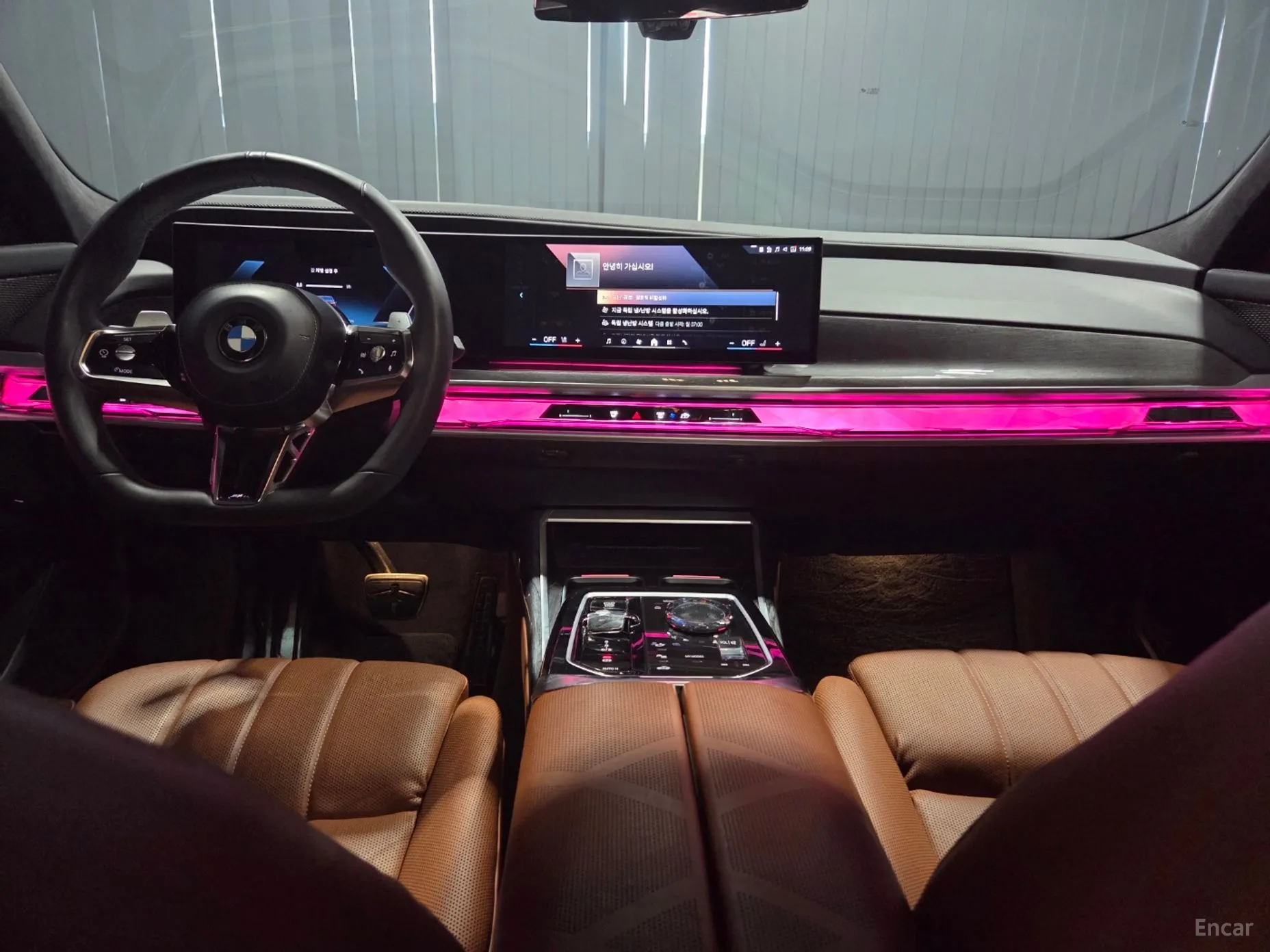 BMW 7 Series (G70) превью 4