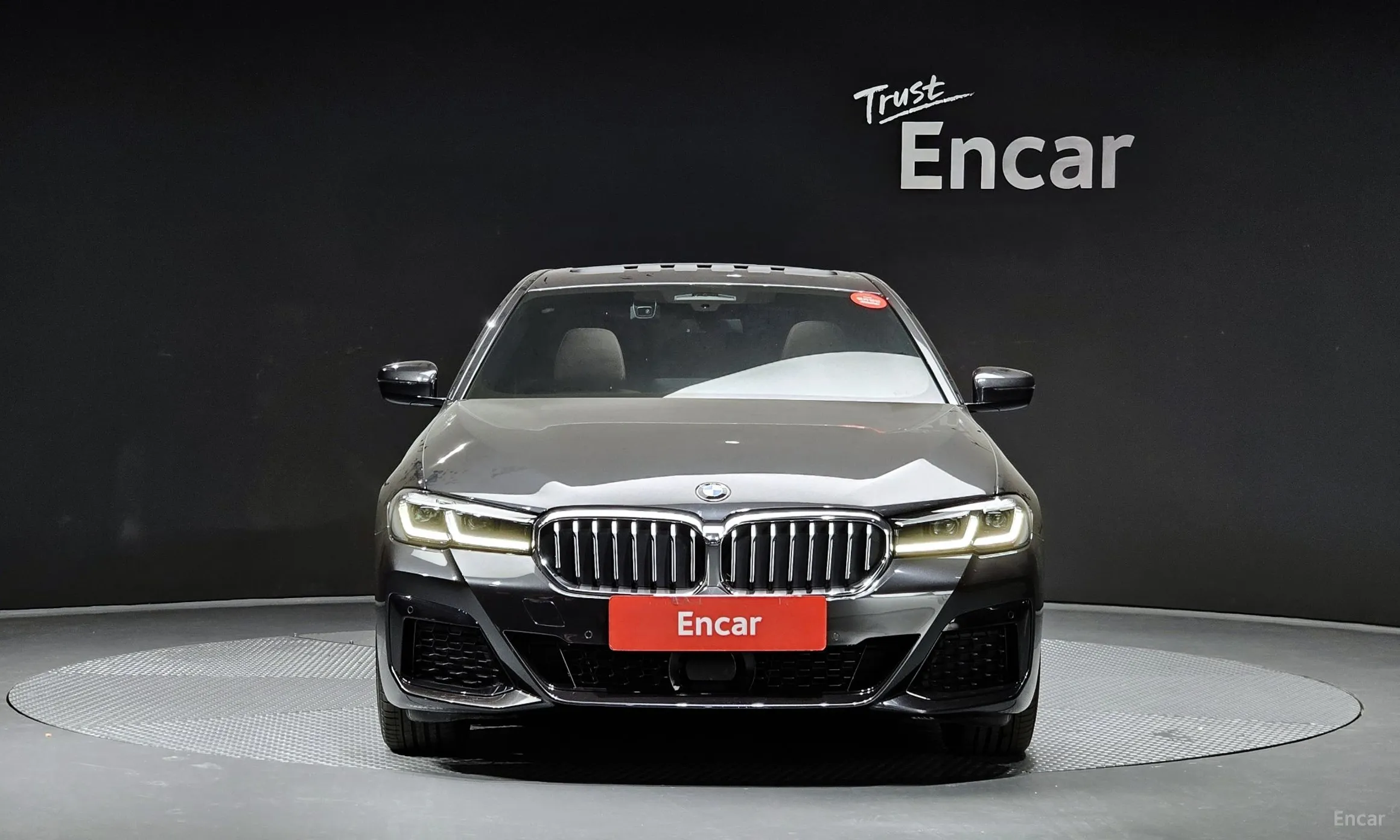 BMW 5 Series (G30)