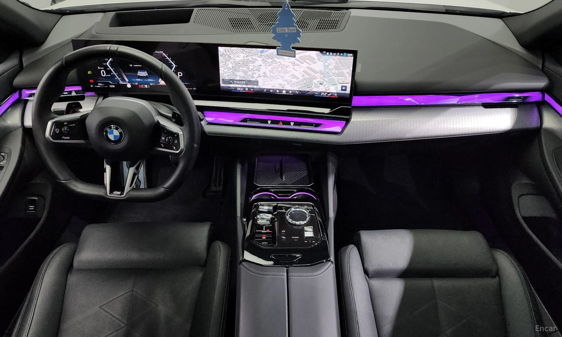 BMW 5 Series (G60) превью 4