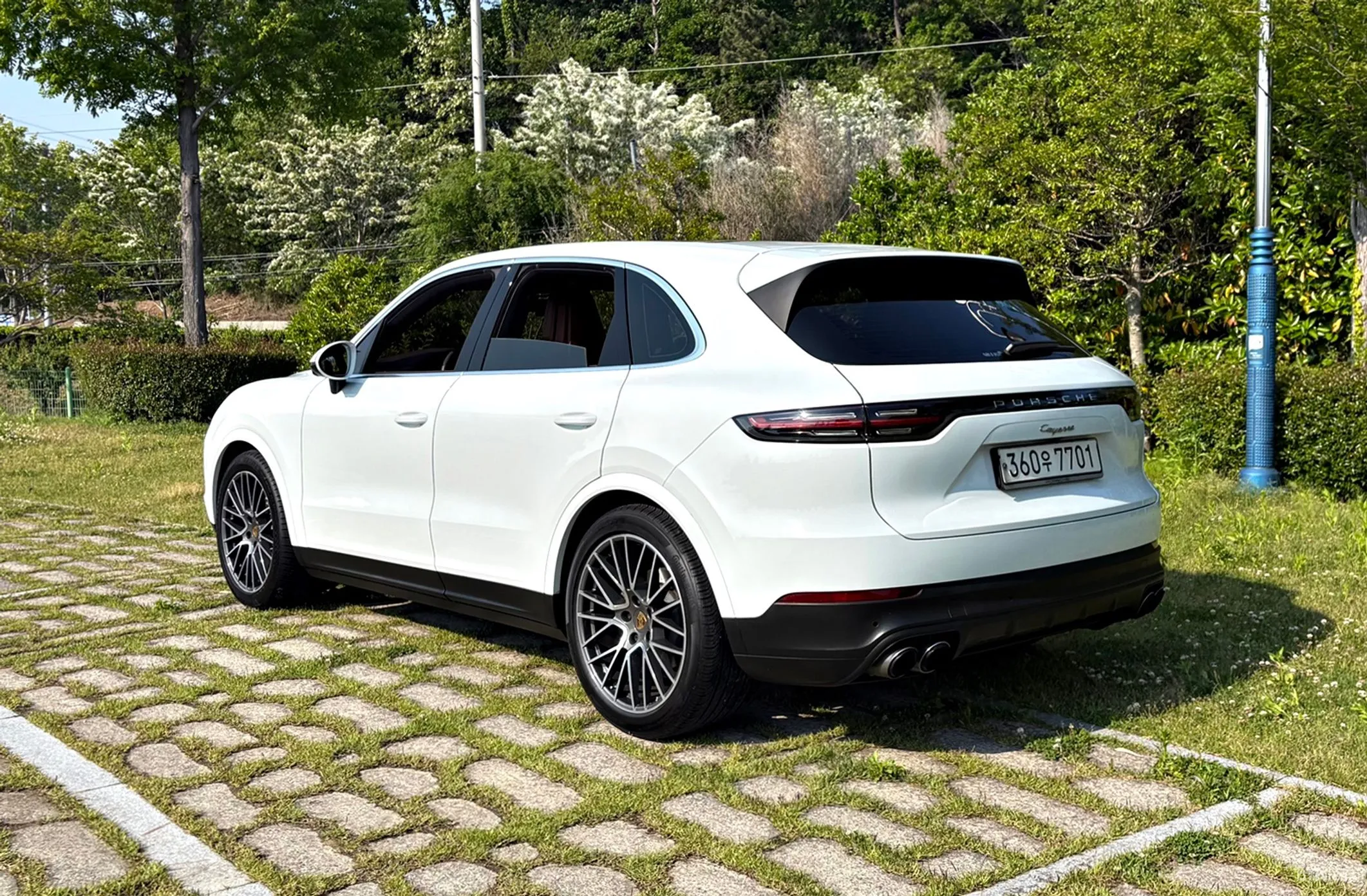 Porsche Cayenne (PO536) превью 4