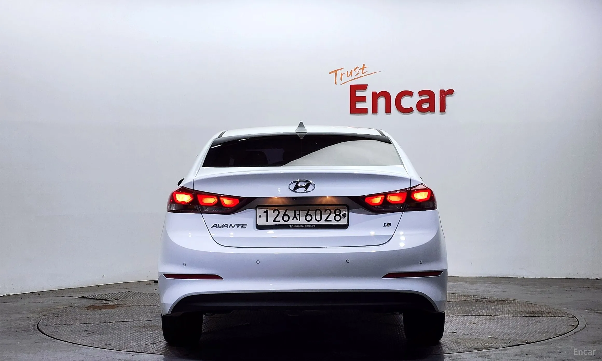 Hyundai Avante AD превью 3