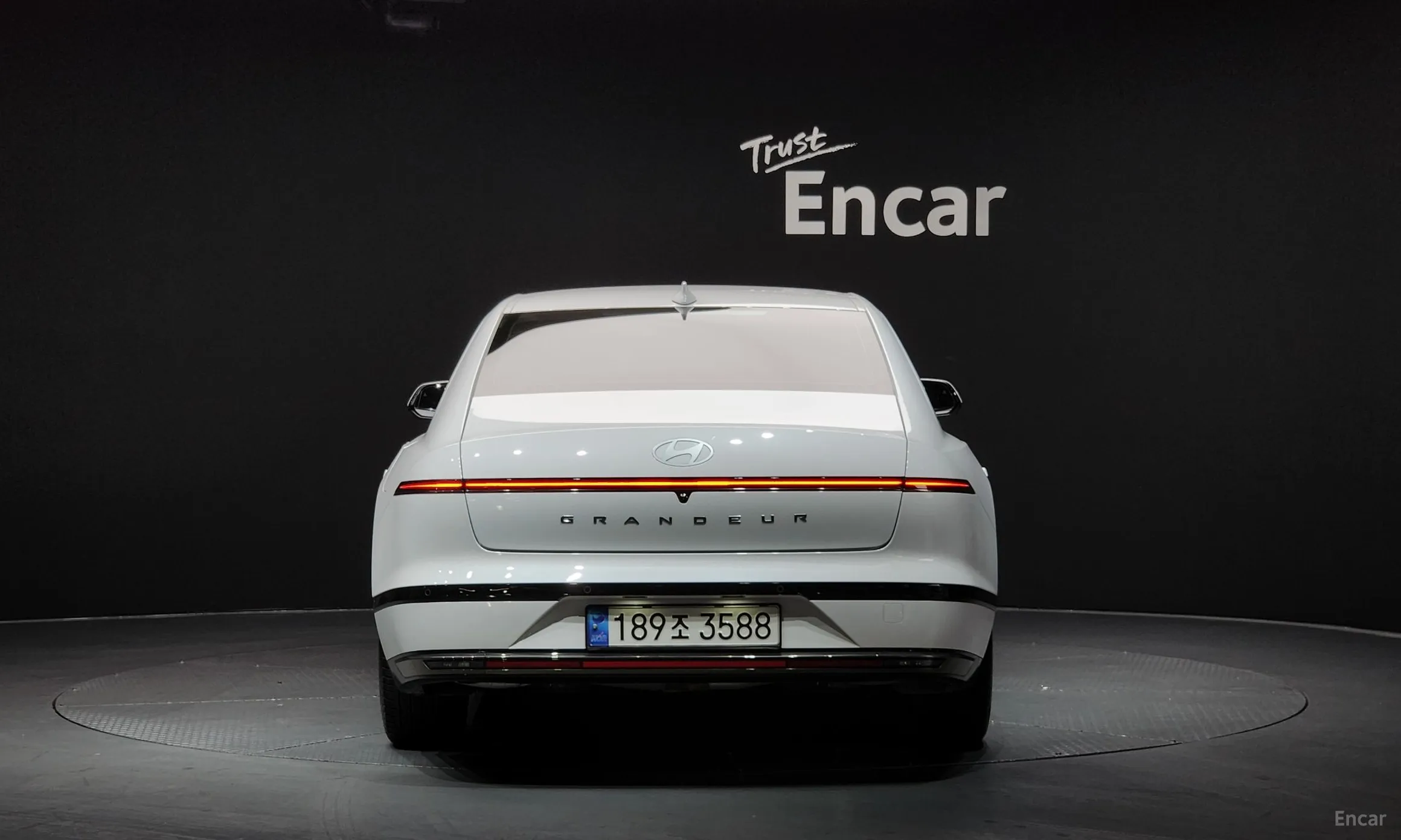 Hyundai Grandeur (GN7) превью 3