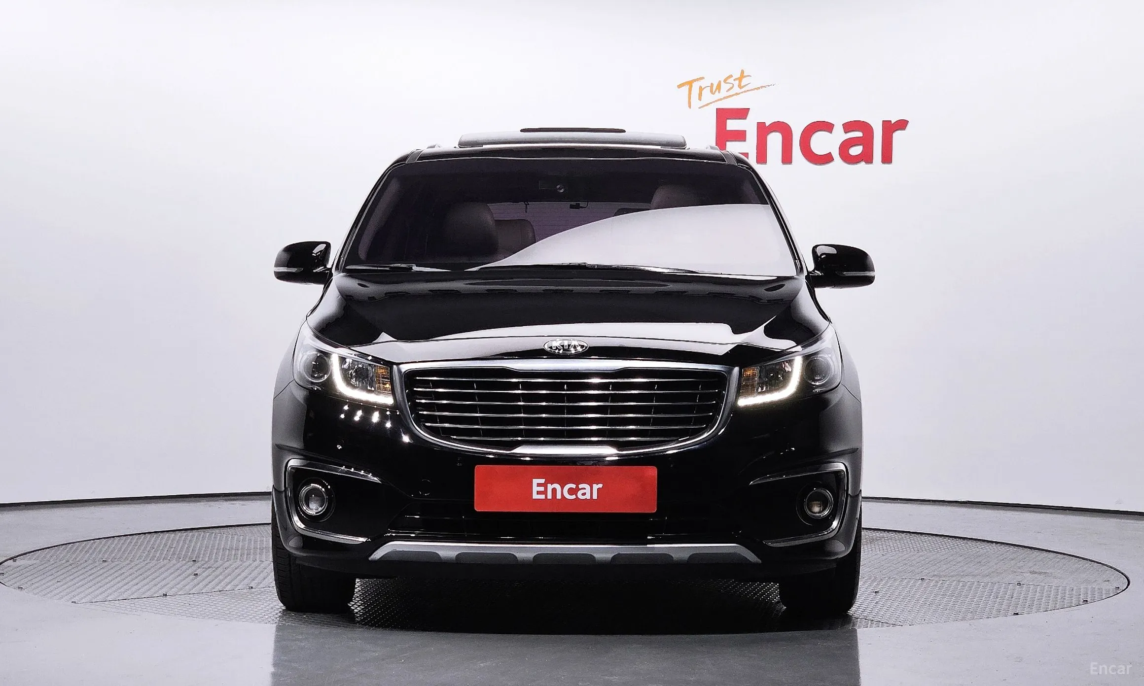Kia Carnival превью 2