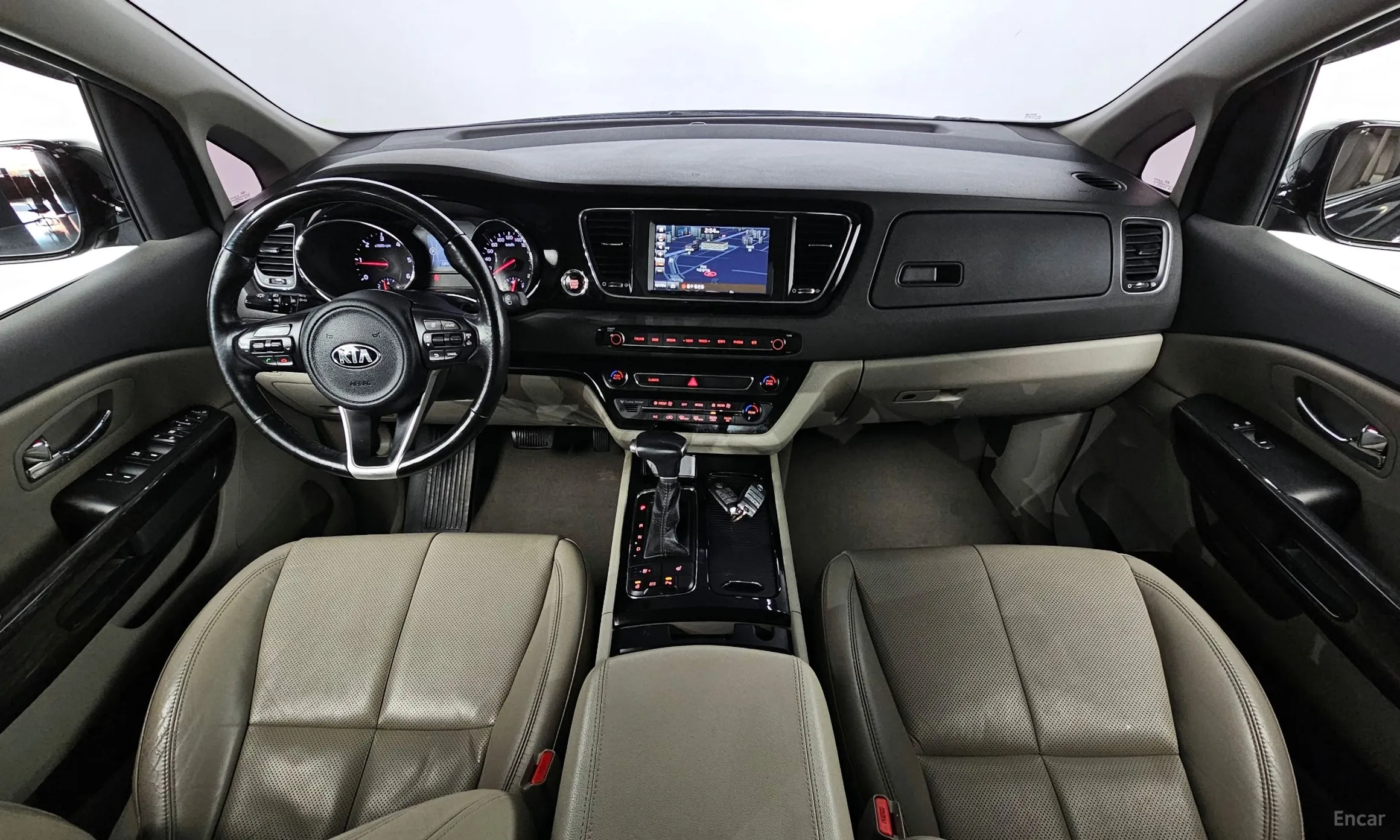 Kia Carnival превью 4