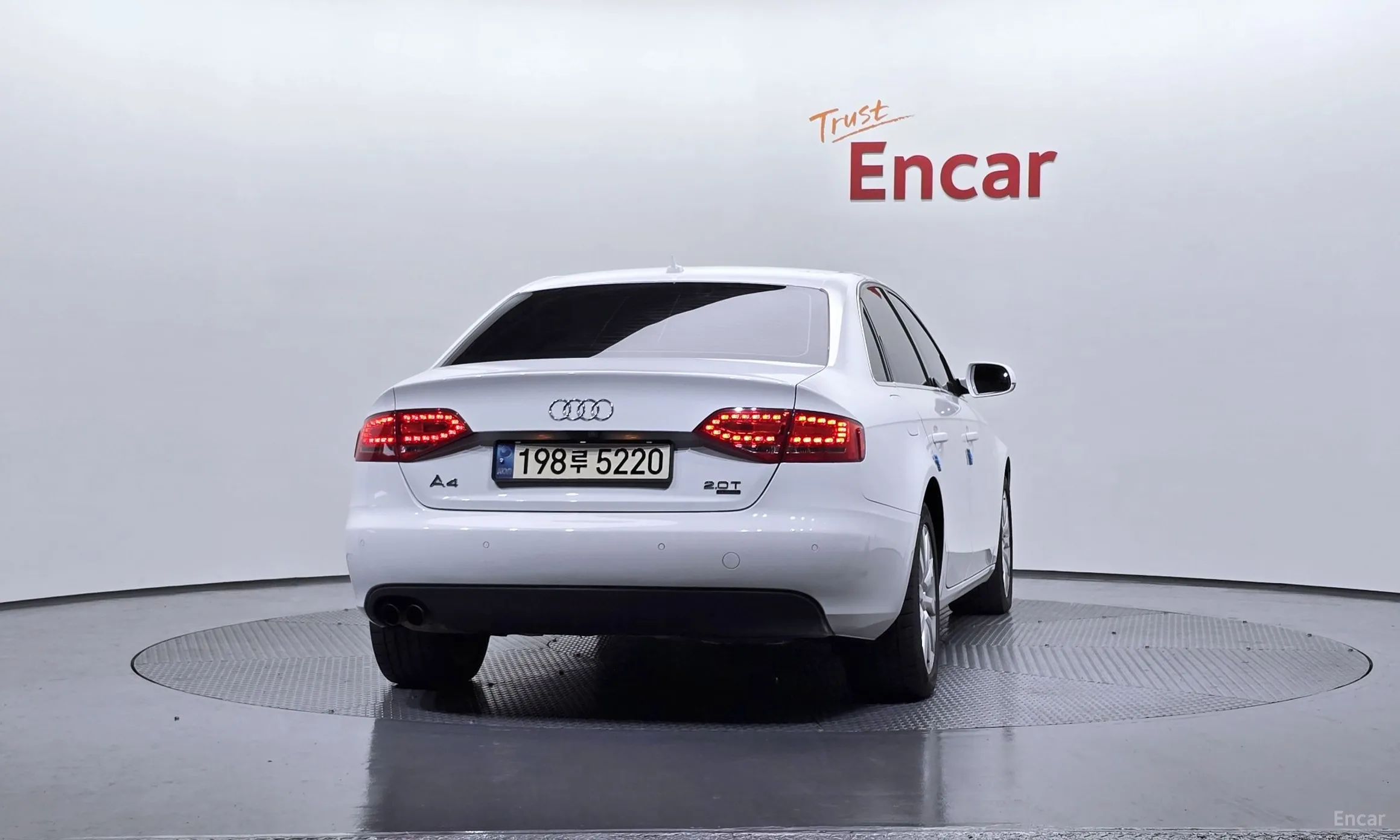 Audi New A4 превью 3