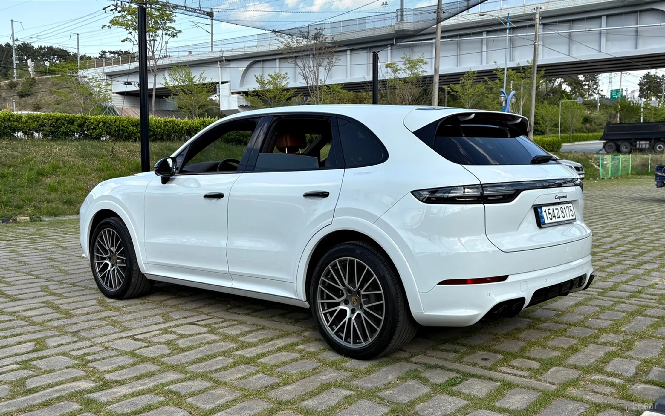 Porsche Cayenne (PO536) превью 4