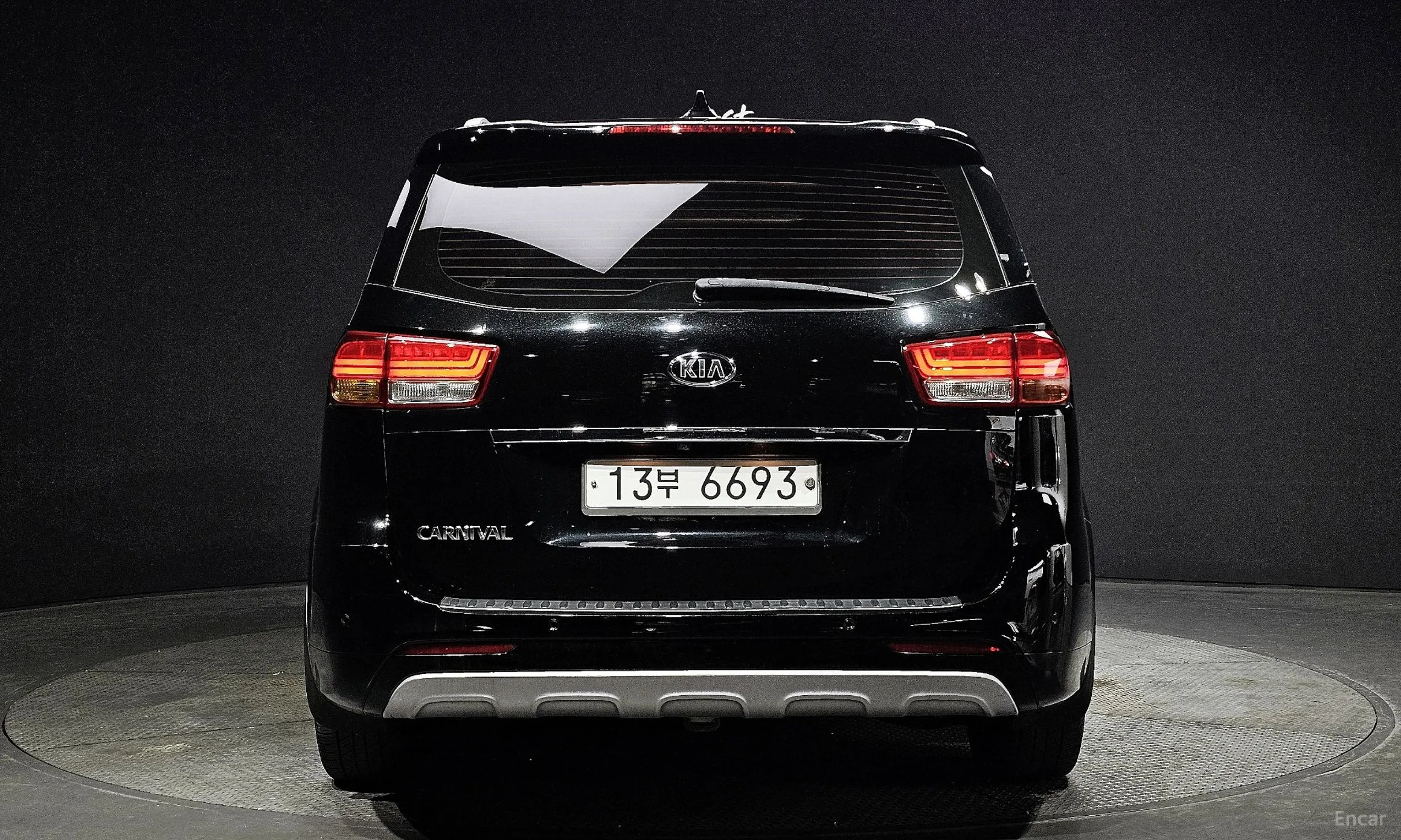 Kia Carnival превью 3