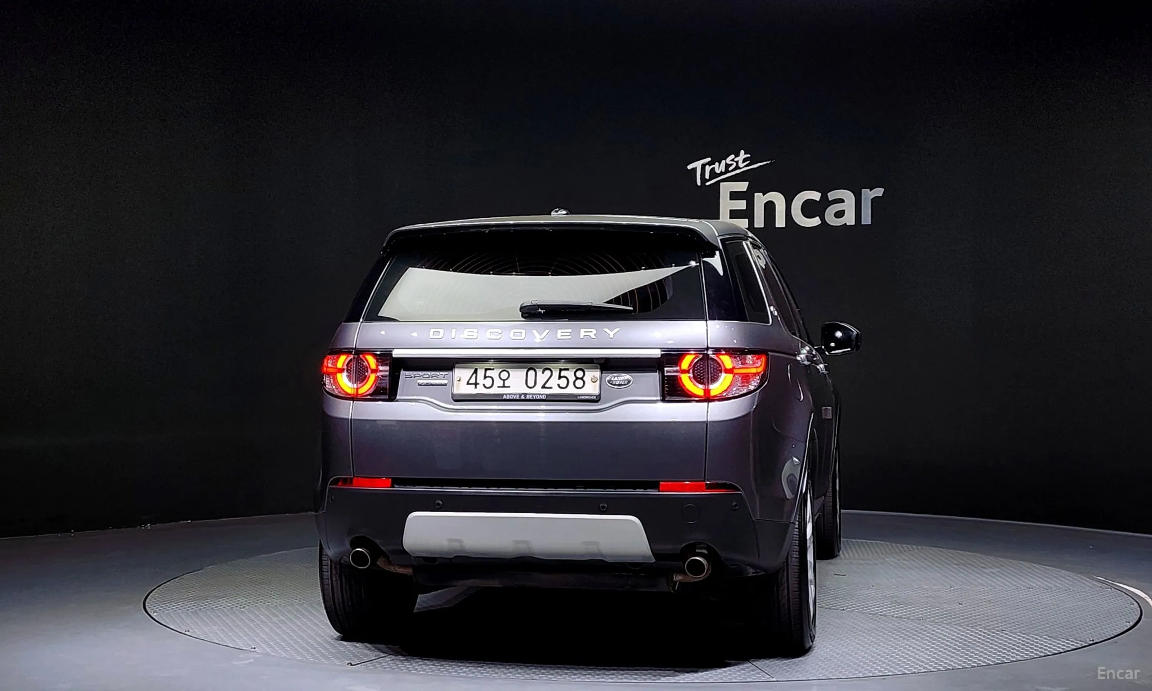 Land Rover Discovery Sports превью 3