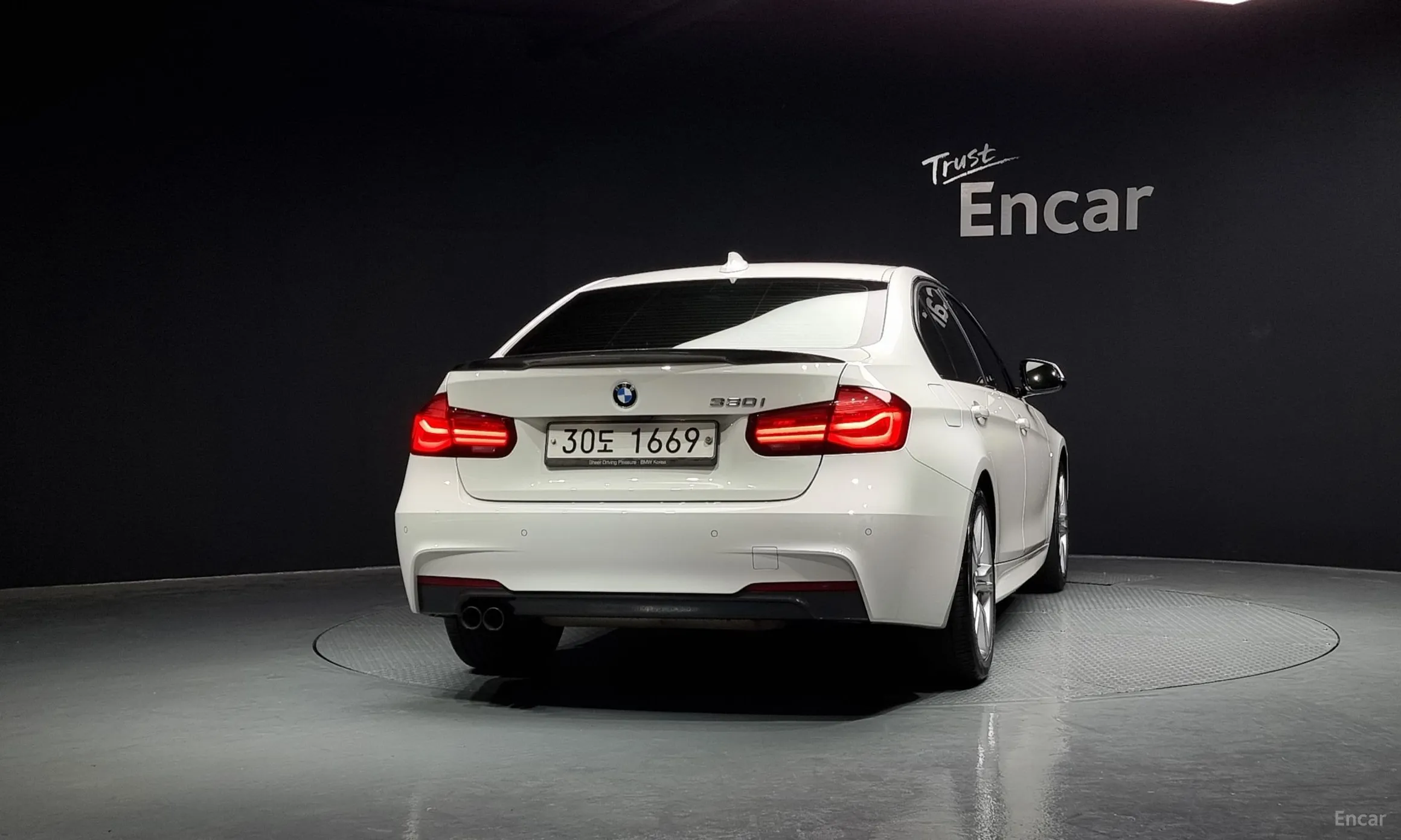 BMW 3 Series (F30) превью 3