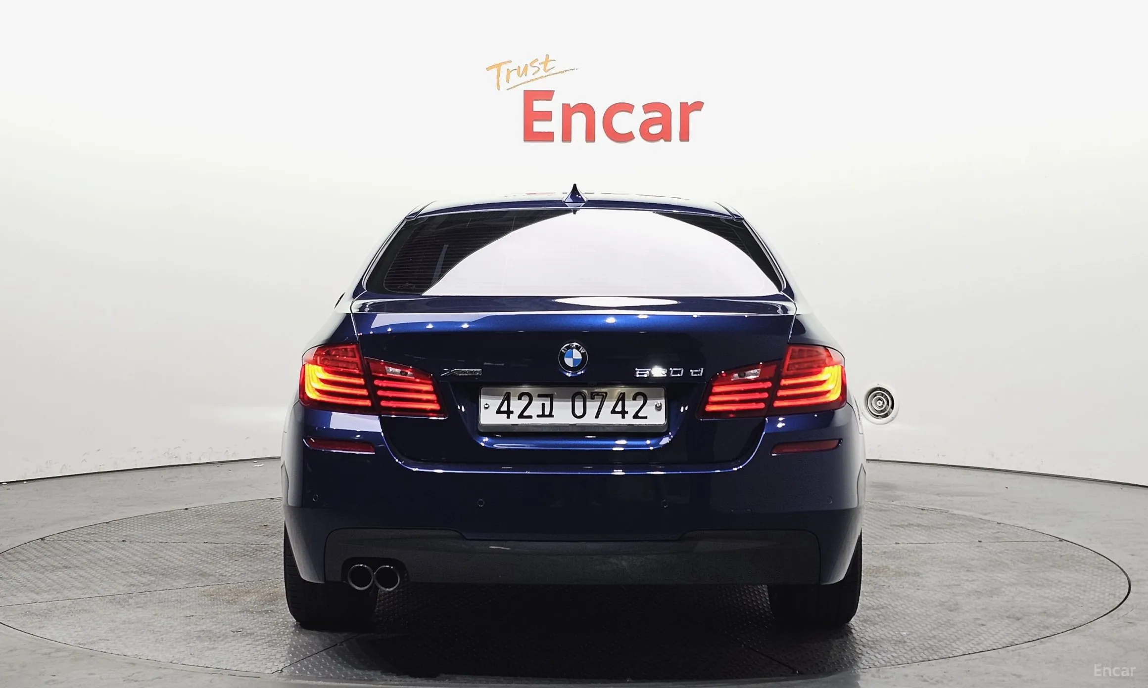 BMW 5 Series (F10) превью 3