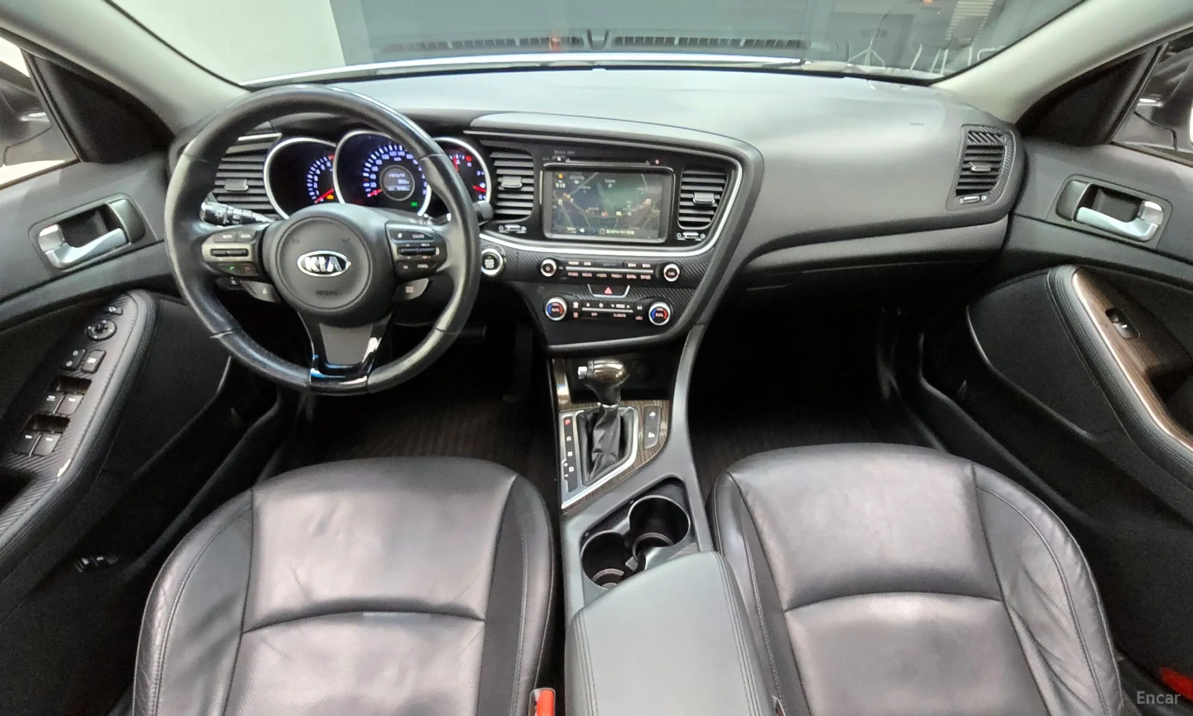Kia K5 превью 4