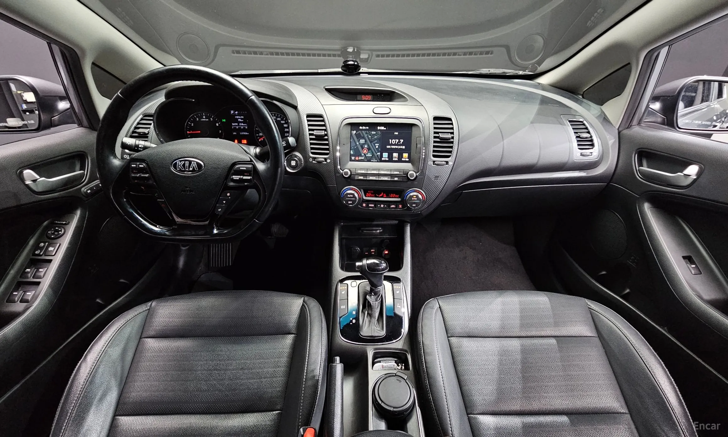 Kia K3 превью 4