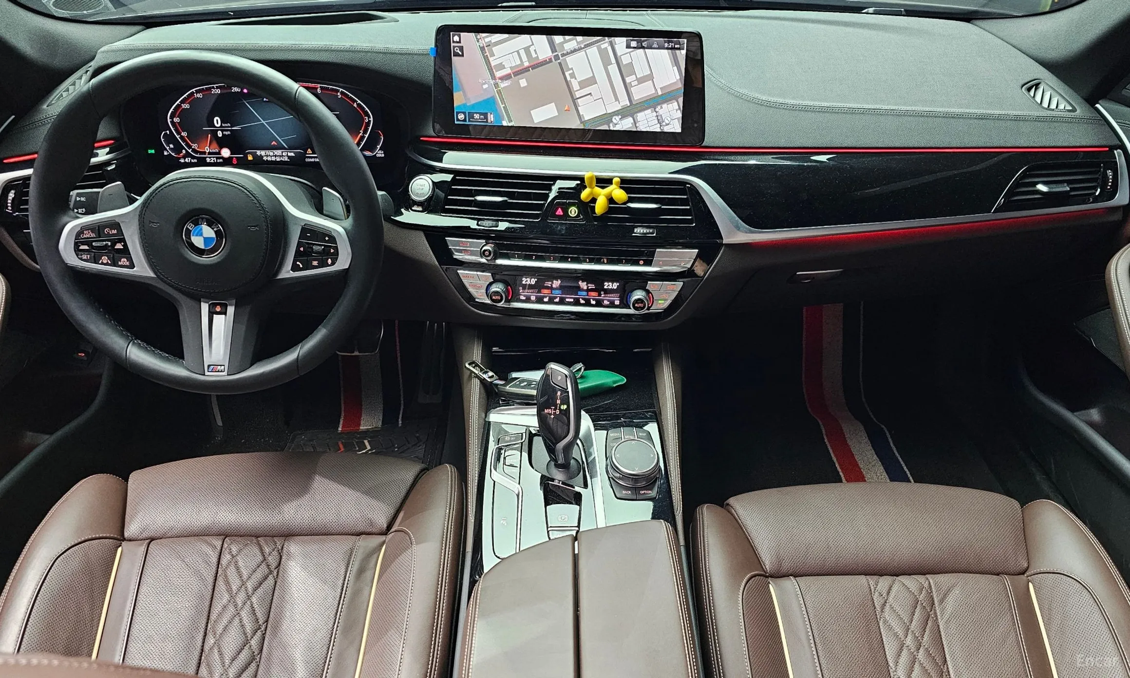 BMW 5 Series (G30) превью 4