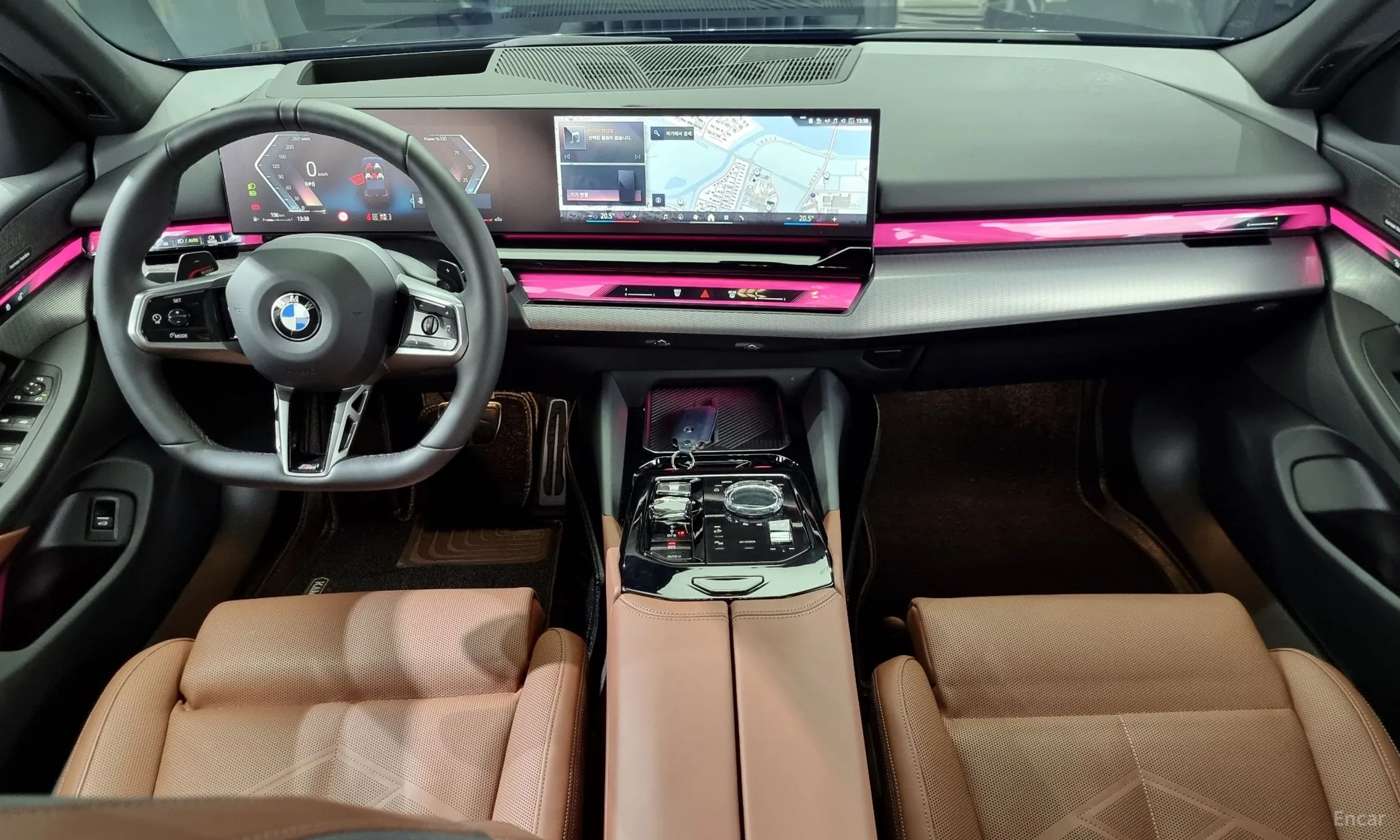 BMW 5 Series (G60) превью 4