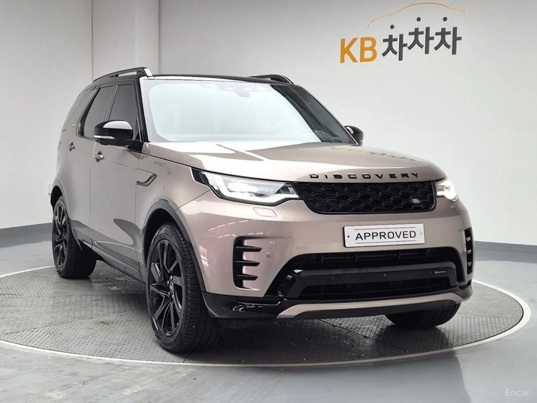Land Rover Discovery 5 превью 3