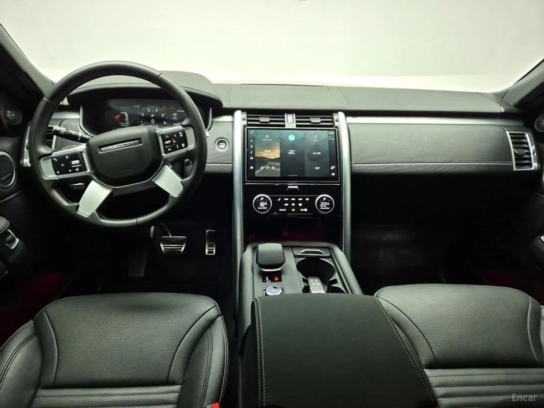 Land Rover Discovery 5 превью 4