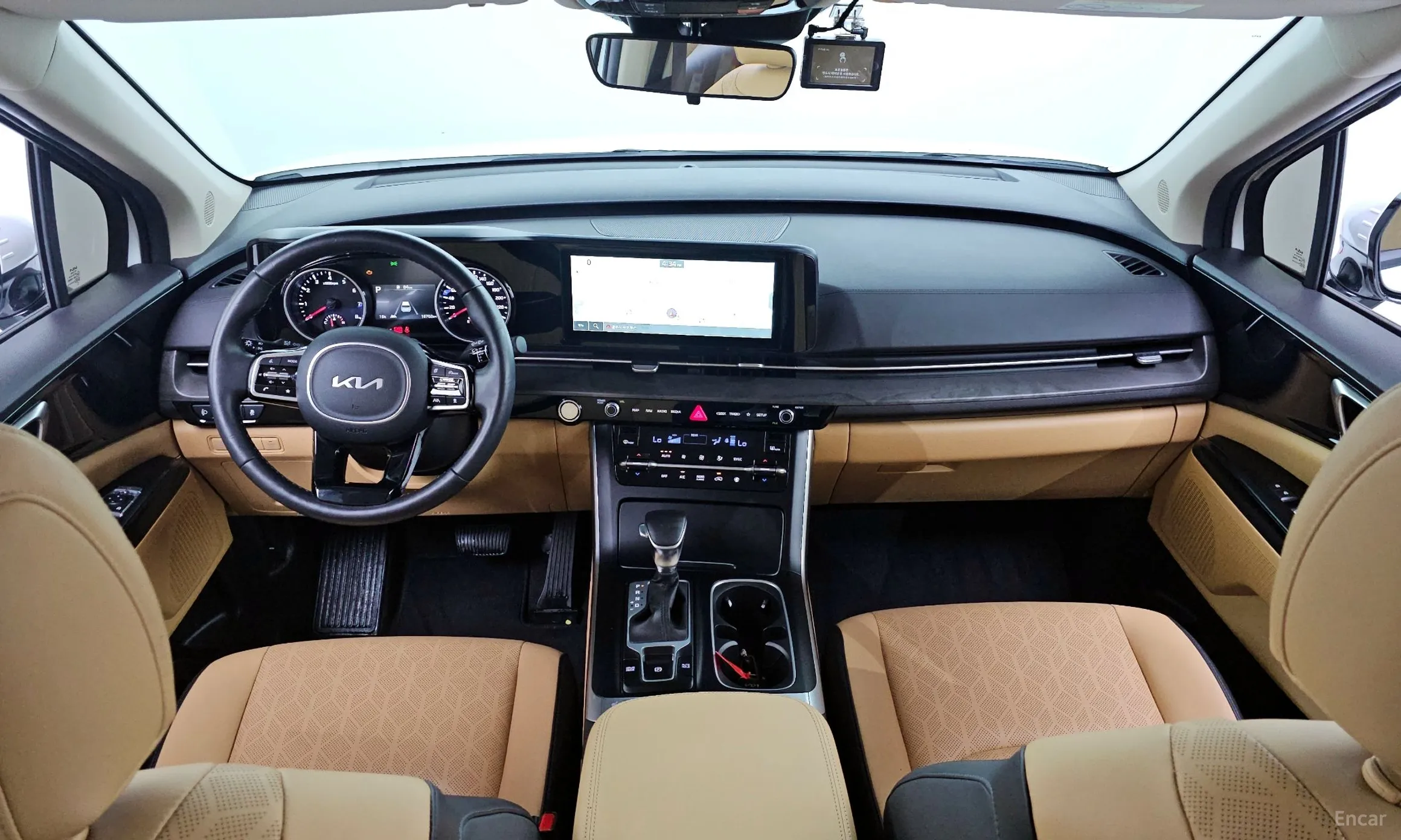 Kia Carnival Gen 4 превью 4