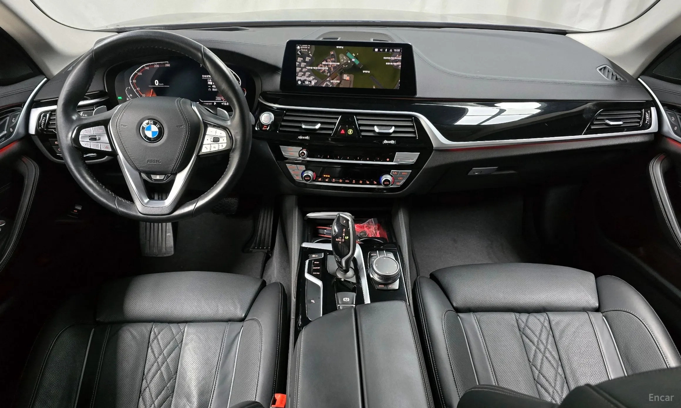 BMW 5 Series (G30) превью 4