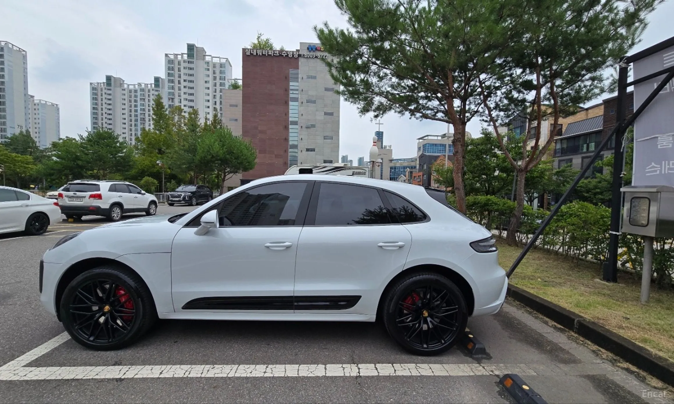 Porsche Macan превью 4