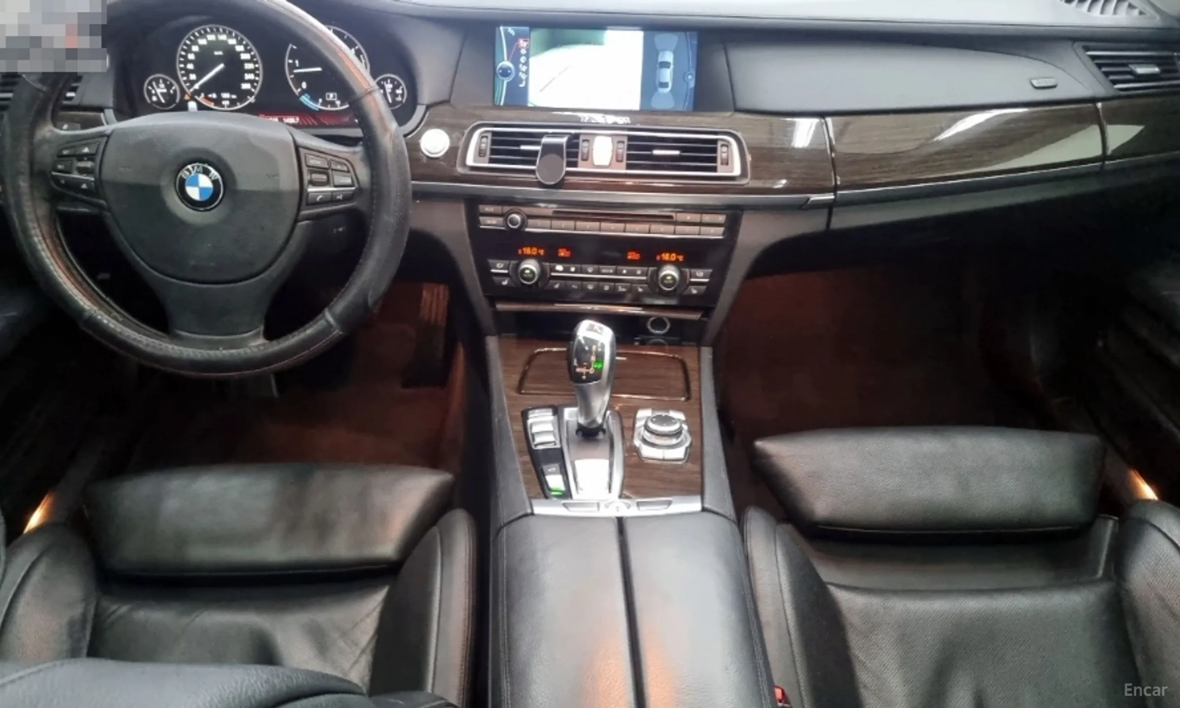 BMW 7 Series (F01) превью 4