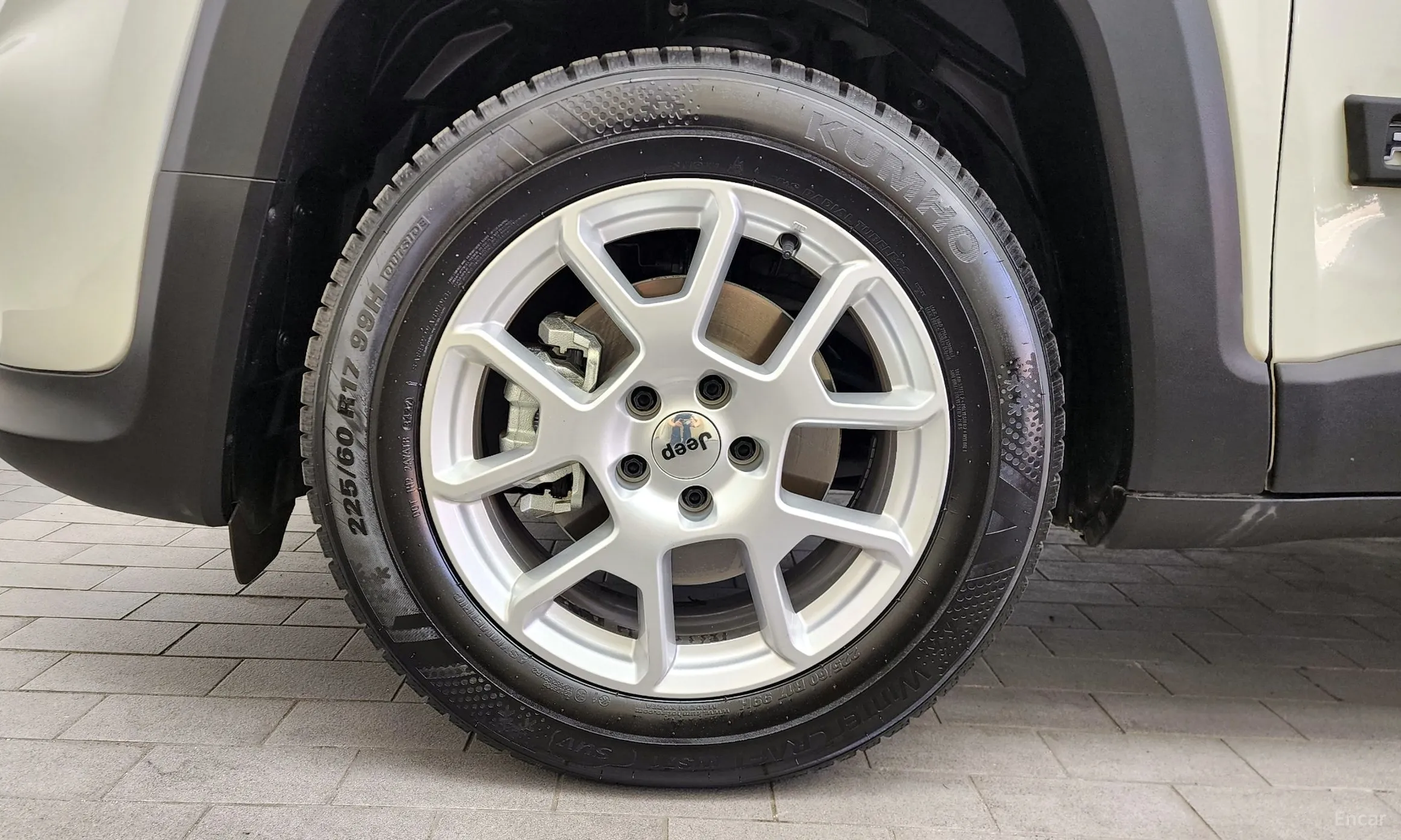 Jeep Renegade превью 5