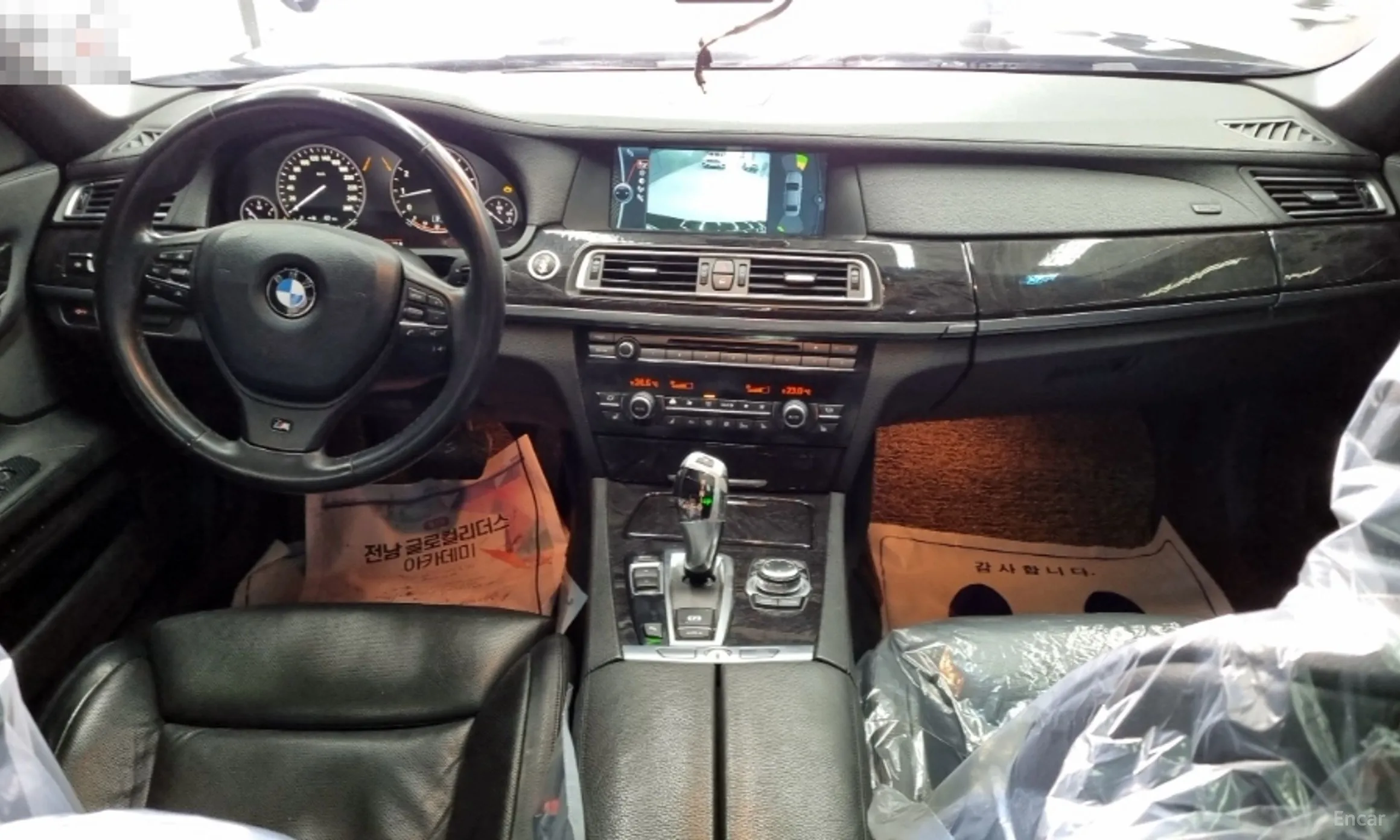 BMW 7 Series (F01) превью 4
